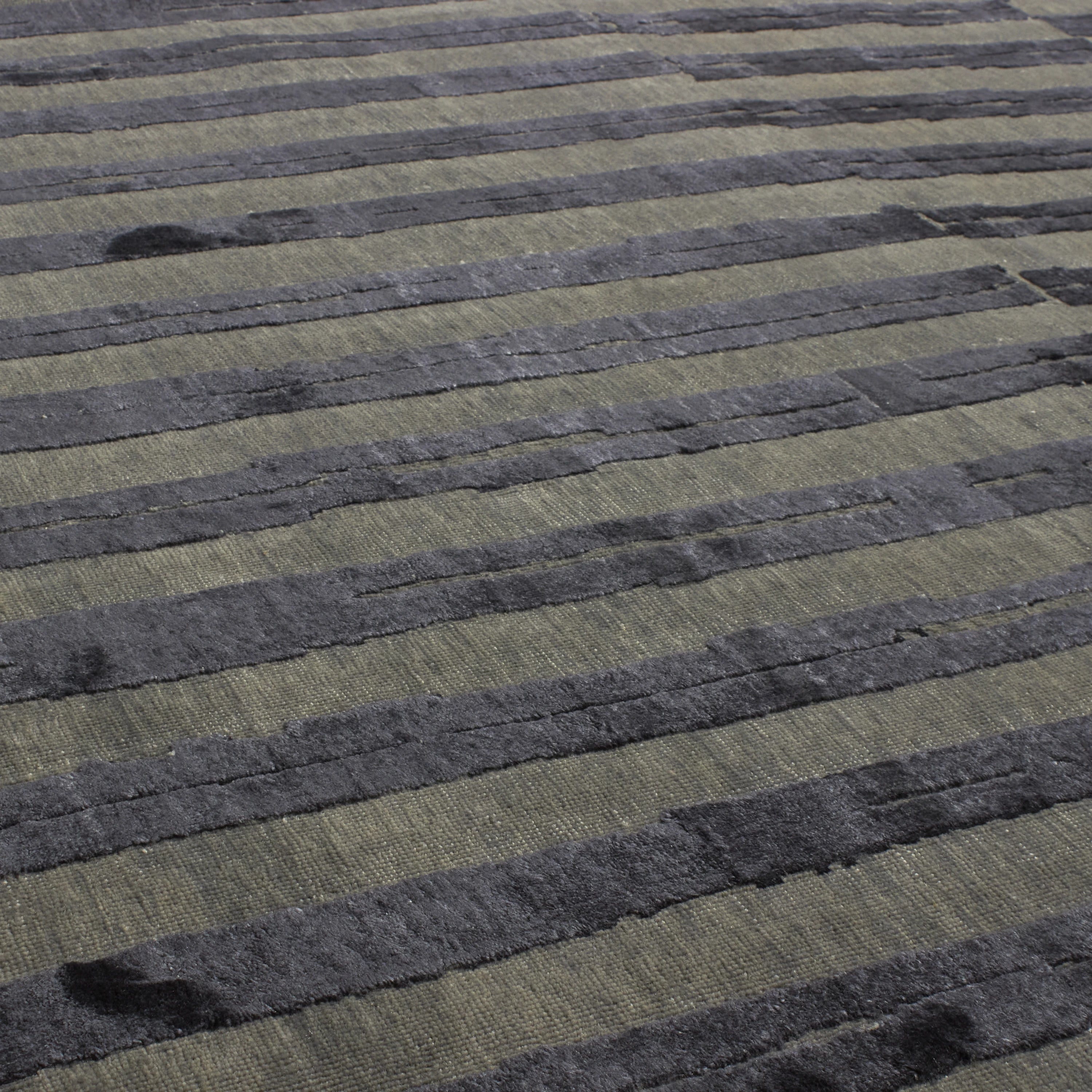 Oskar Grey/Ebony - Premium Home Decor & Furniture for Modern Living Rooms, Bedrooms, and Offices