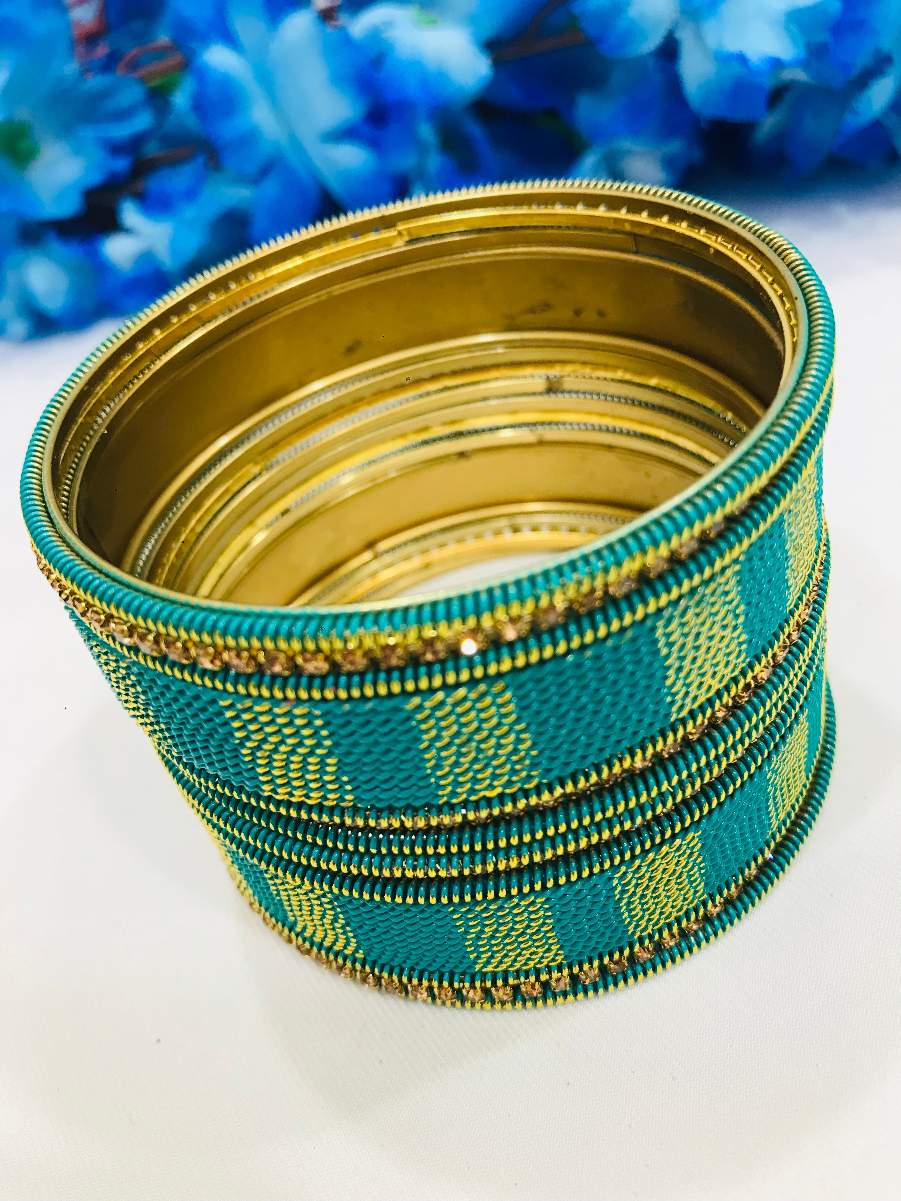 Stylish Teal Green Spiral Metal Bangles for Women - Fashion Jewelry Accessory for Parties, Weddings & Everyday Wear