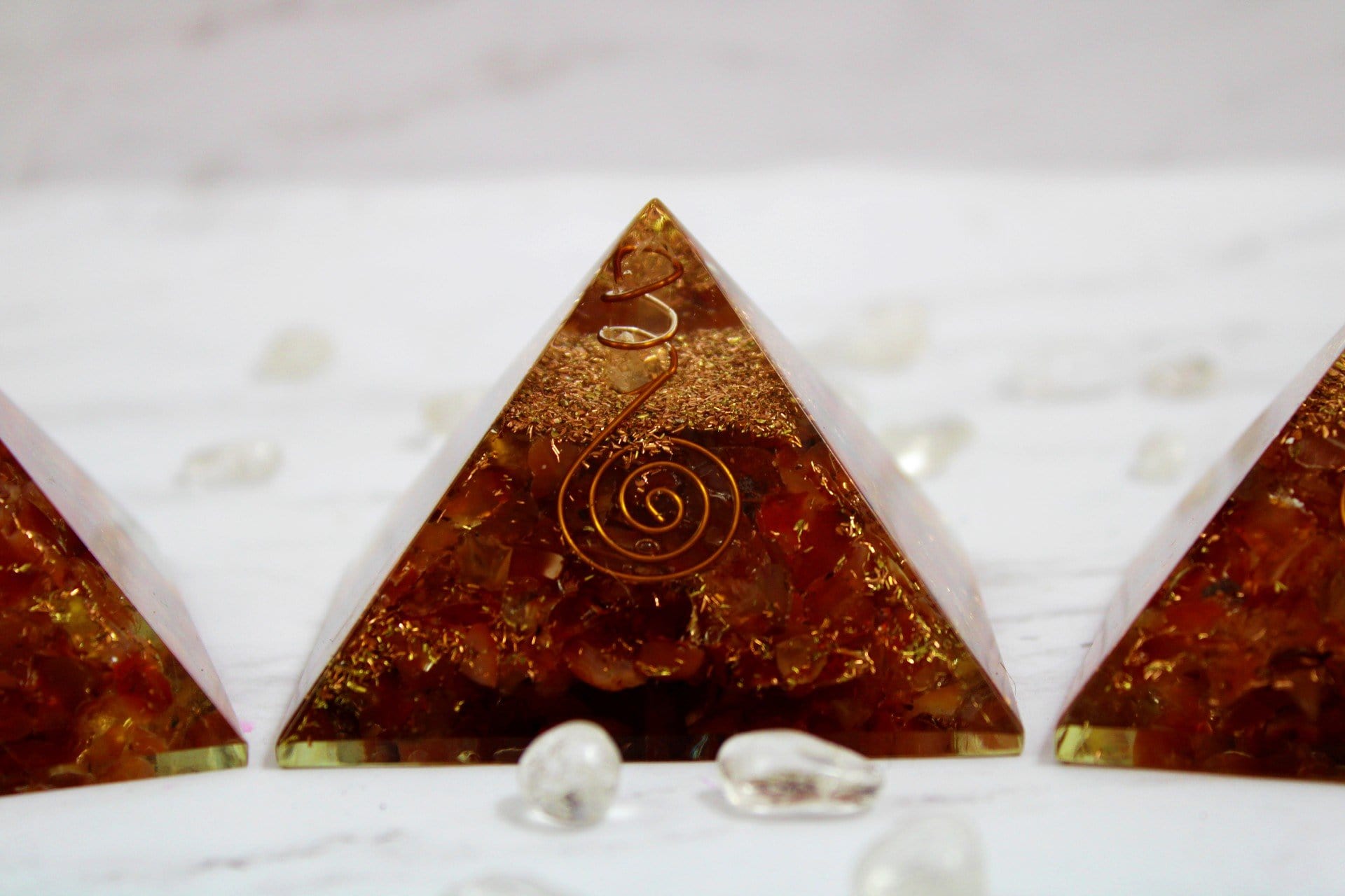 Natural Carnelian Orgonite Pyramid for Energy Healing, Chakra Balancing & Home Decor – Perfect for Meditation, Office Desk & Spiritual Gifts