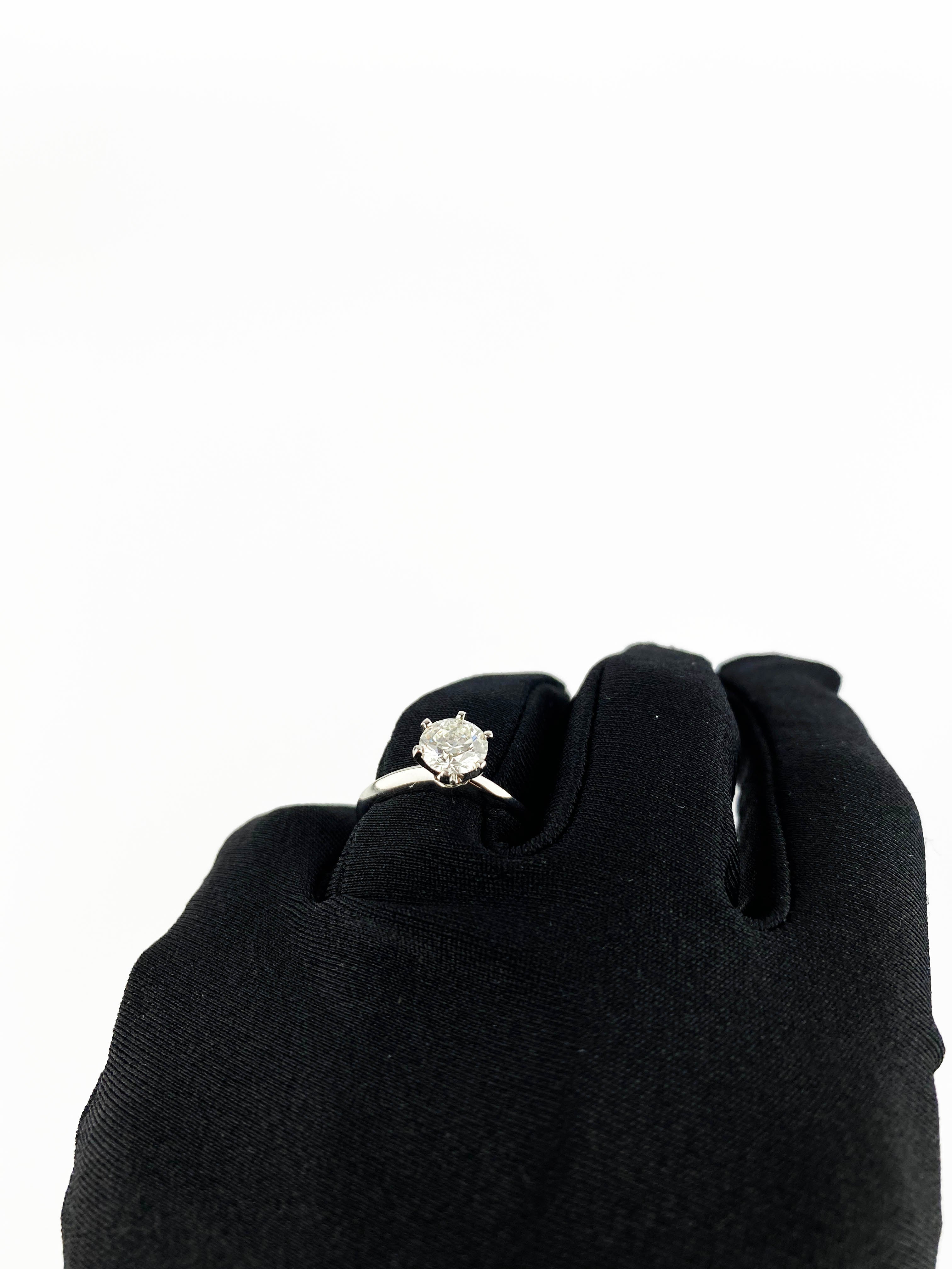 Tiffany & Co 1.04 Carat Diamond Engagement Ring - Platinum Solitaire Ring for Women, Ideal Cut Round Brilliant Diamond Wedding Band, Perfect for Proposals, Anniversaries & Special Occasions