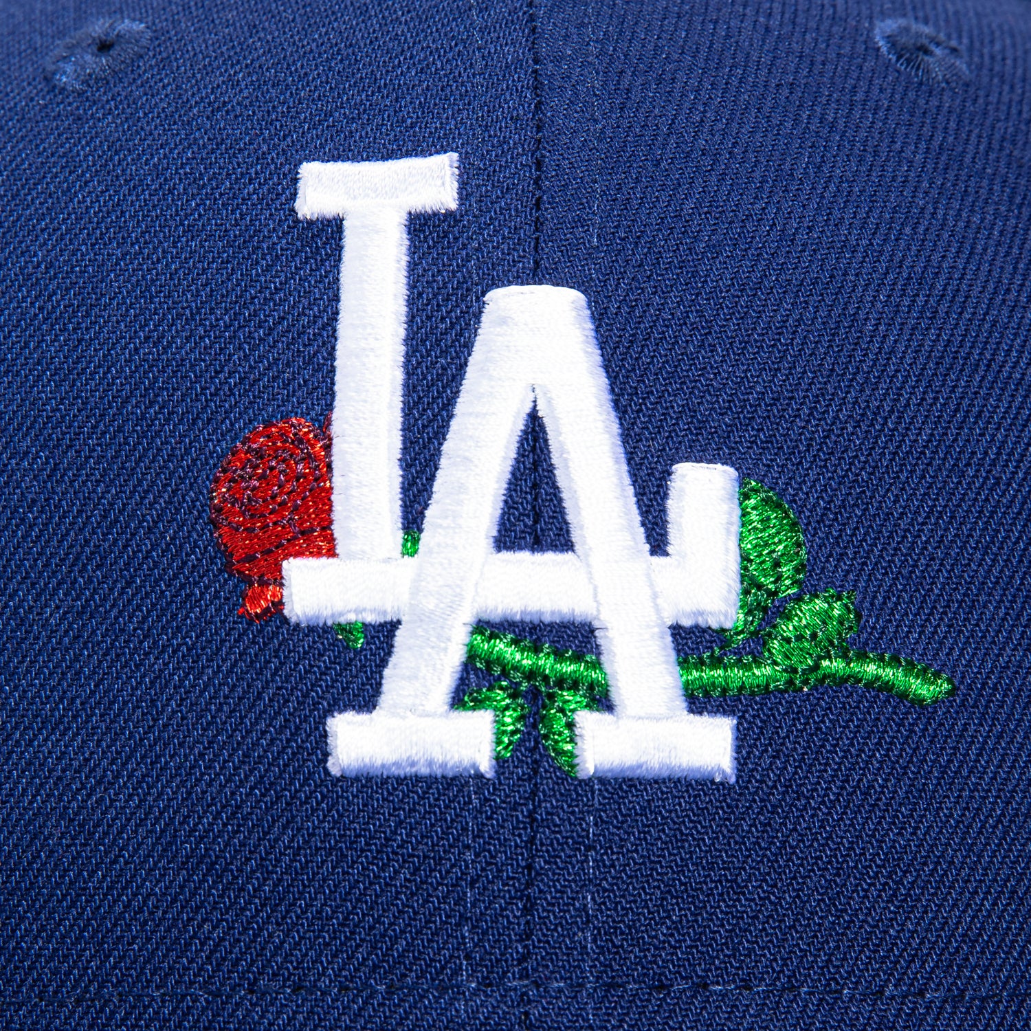 New Era 59Fifty Los Angeles Dodgers Rose Embroidered Baseball Cap - Royal Blue Adjustable Snapback Hat for Men & Women | Perfect for Baseball Games, Streetwear Fashion & Sports Fans