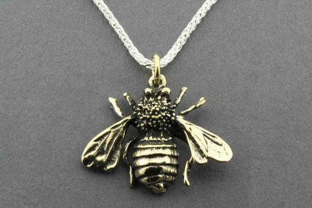 Elegant Brass Bee Pendant Necklace with 80cm Espiga Chain - Perfect for Women's Fashion, Boho Jewelry, and Gift Giving