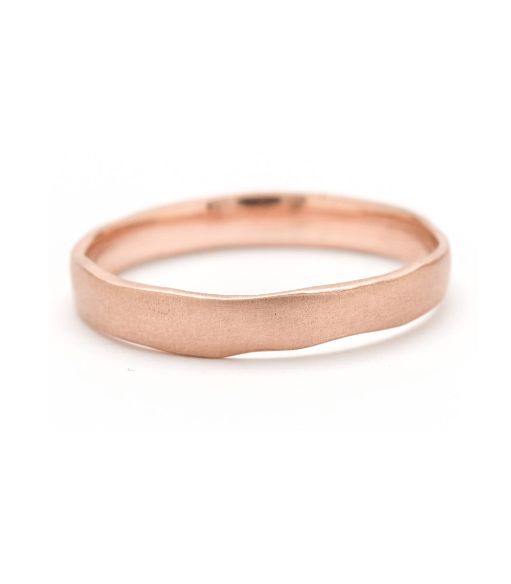 3mm Gold Torn Paper Edge Wedding Band for Men & Women - Elegant Stackable Ring for Engagement, Anniversary, and Everyday Wear