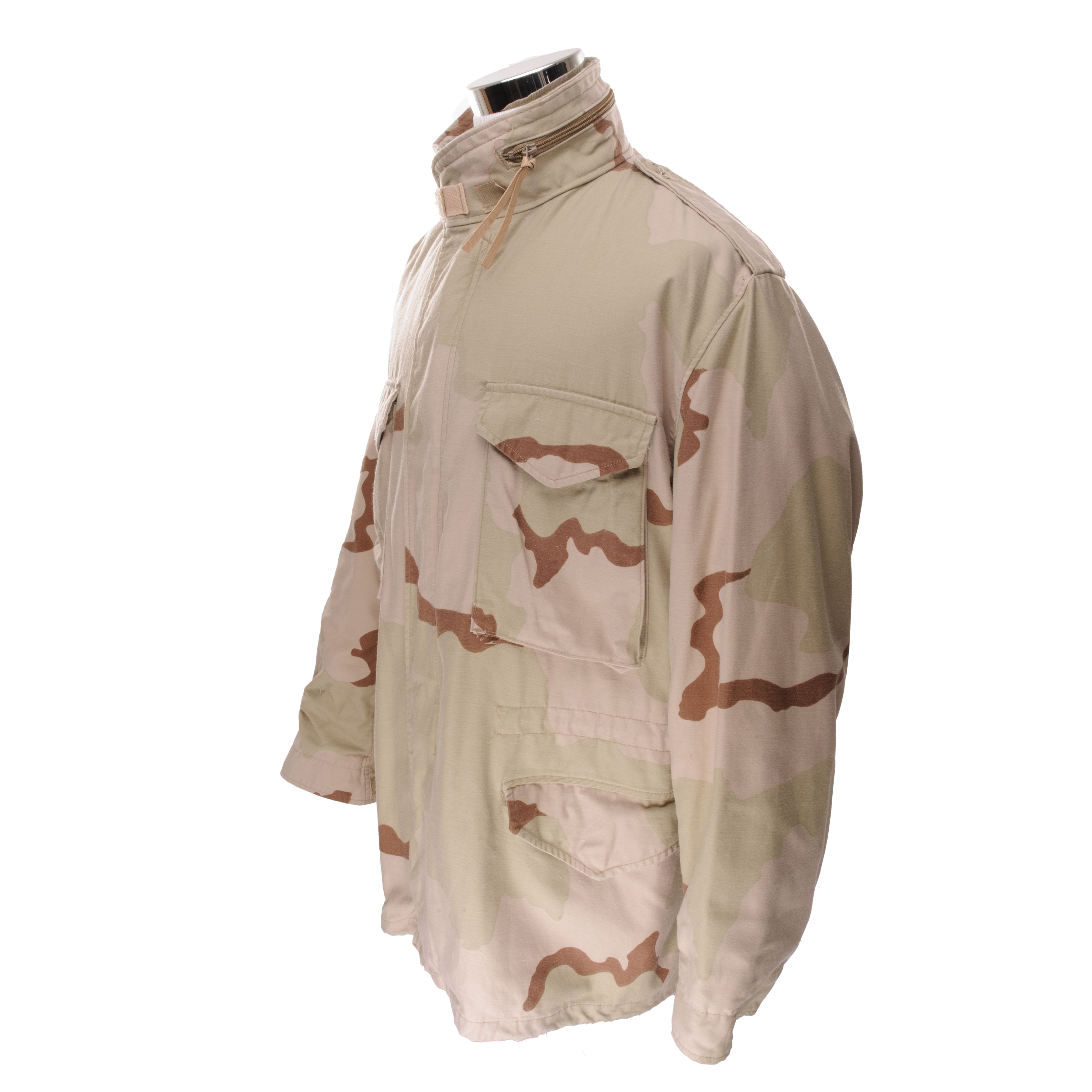 Vintage US Army M65 Field Jacket - Desert Camo Patch - Size XL Regular (1999) | Military Outerwear for Outdoor Adventures, Hunting & Casual Wear
