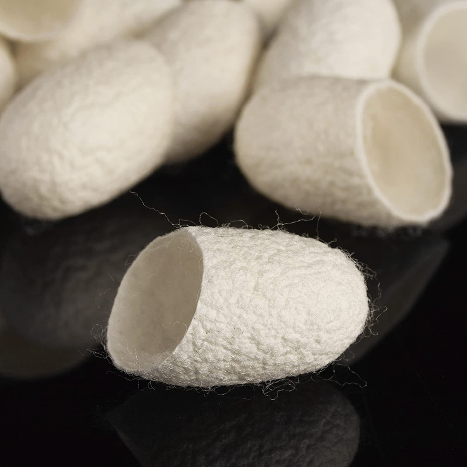 Homgee 100pcs Natural Silkworm Cocoon Exfoliating Balls - Gentle Facial Scrub for Deep Cleansing & Blackhead Removal | Perfect for Daily Skincare Routine & Spa Treatment