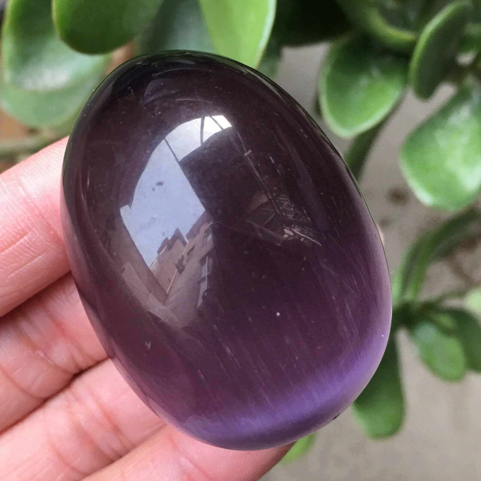 1PCS Beautiful Melting Quartz Purple Cat Eye Stone Dragon Egg - Reiki Healing Crystal for Meditation, Chakra Balancing & Spiritual Growth - Perfect for Yoga, Energy Work & Home Decor