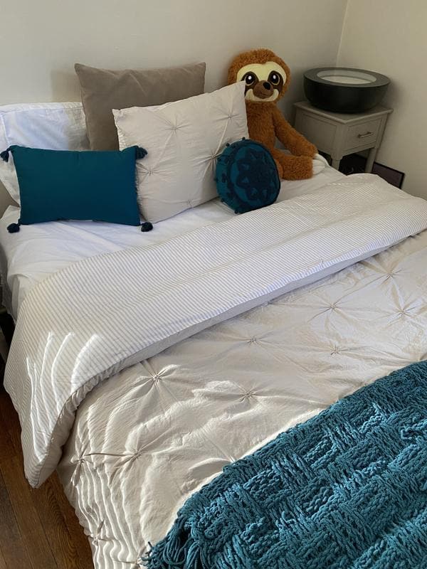 Ravello Pintuck Reversible Comforter Bed in a Bag Set - Queen Size, All-Season Luxury Bedding with Pillow Shams & Skirt - Perfect for Master Bedroom, Guest Room, and Dorm Decor