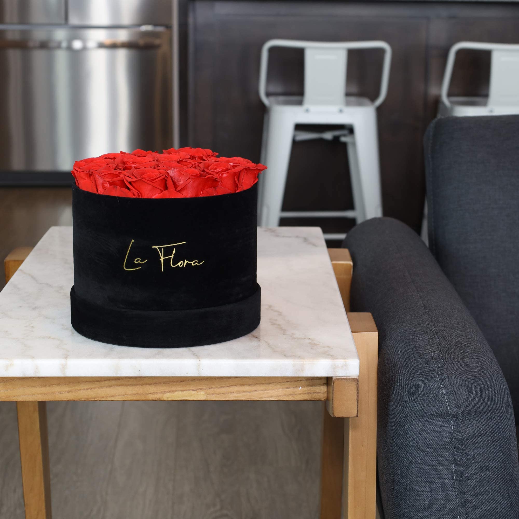 La Flora Preserved Roses Gift Box - 14-16 Long Lasting Roses That Stay Fresh for 1 Year | Perfect for Anniversaries, Valentine's Day, Weddings & Special Occasions
