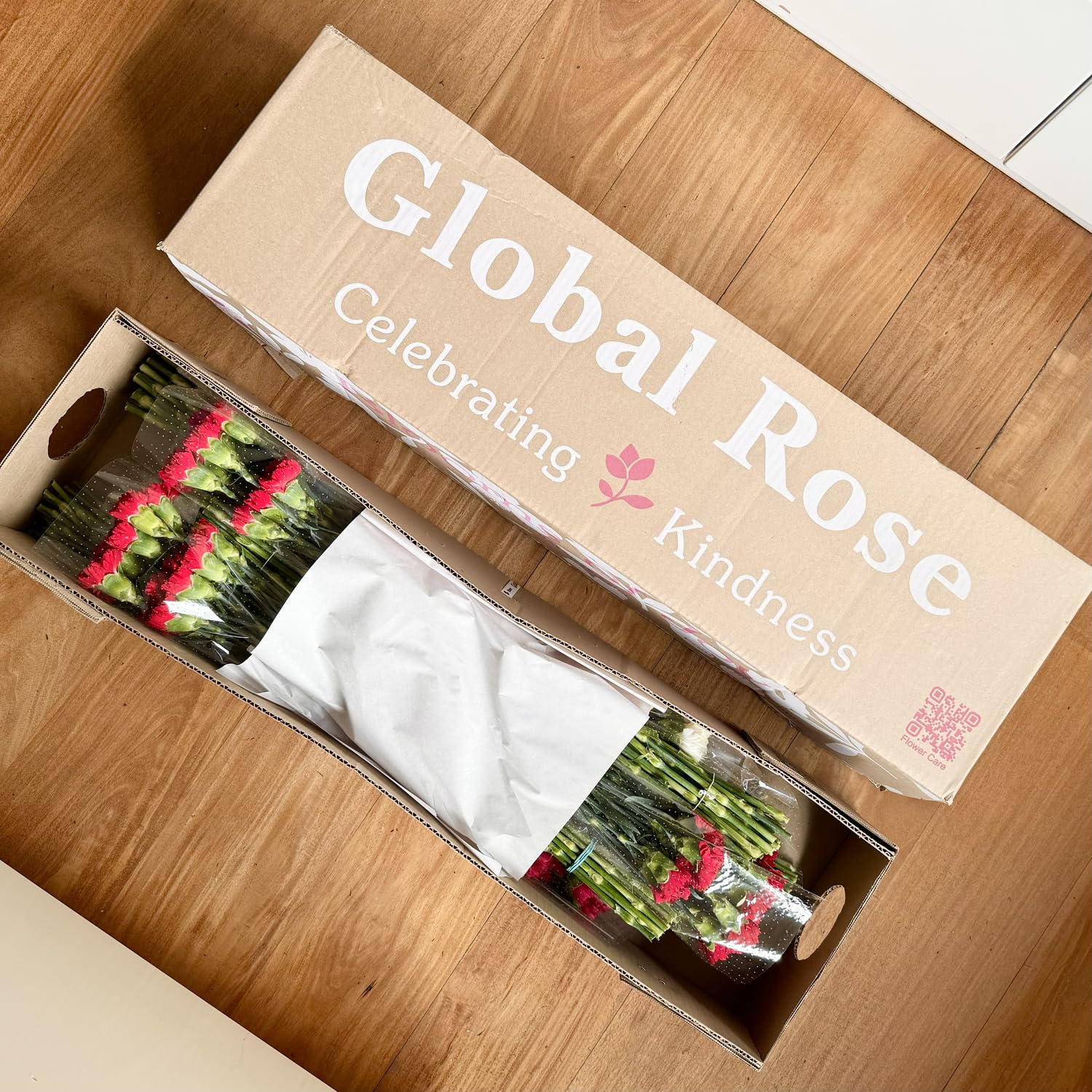100 Fresh Hot Pink Carnation Flowers - Perfect for Anniversary, Birthday, Bridal Shower & Women's Day Gifts - Long-Lasting Cut Stems for Home Decor, Wedding Centerpieces & Romantic Surprises
