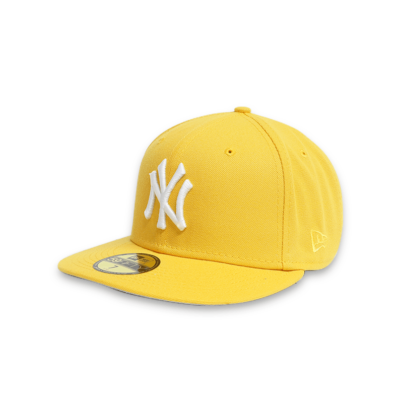 New York Yankees 1996 World Series Gold Embroidered Fitted Hat for Men - Perfect for Baseball Games, Fan Collections & Streetwear Fashion