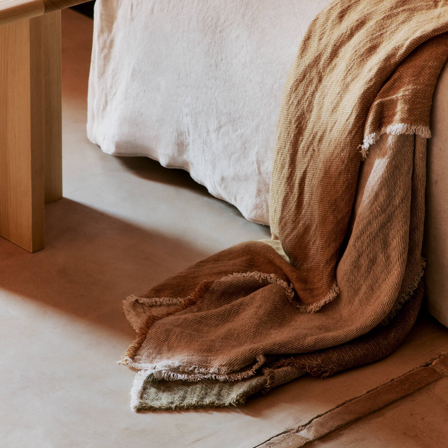 Linen Throw Blanket - Khaki & Aged Gold - Soft & Lightweight for Bed, Couch, or Outdoor Use