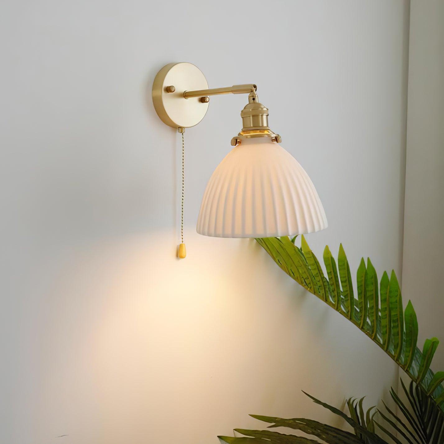 Brass Pleated Ceramic Wall Lamp - Vintage Style Sconce Lighting for Bedroom, Living Room & Hallway