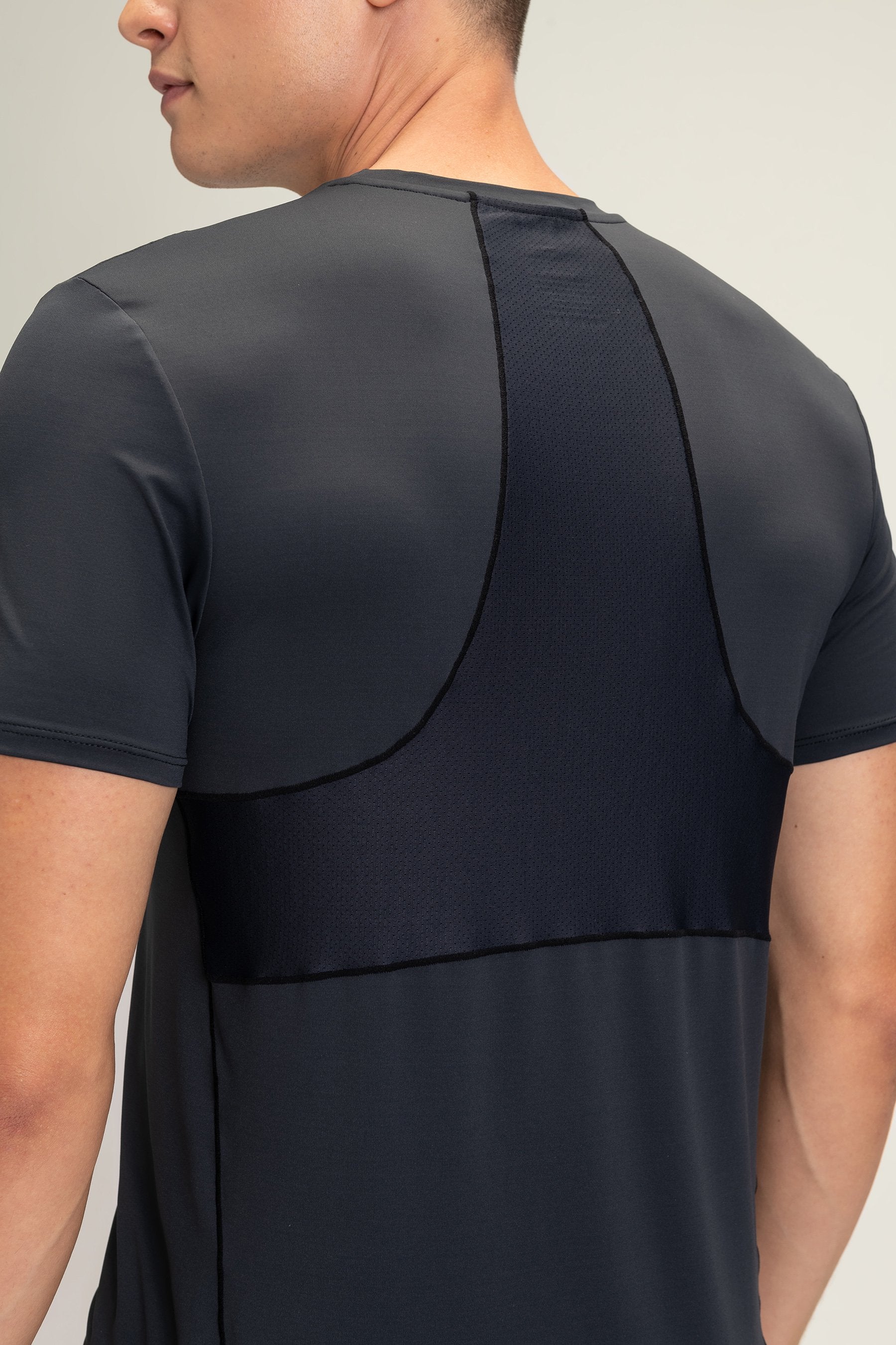 Comfortable Men's Action T-Shirt - Breathable & Lightweight for Workout, Gym & Casual Wear