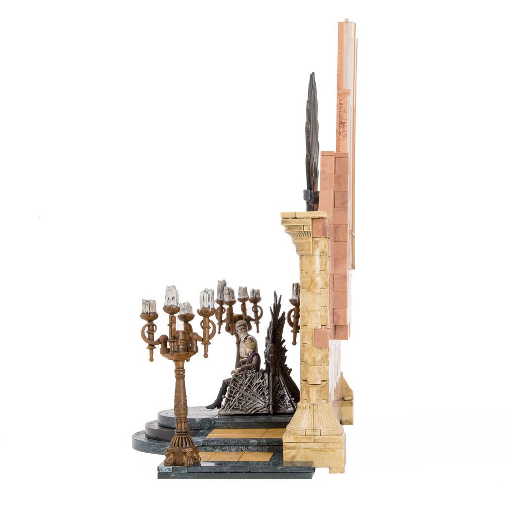 McFarlane Toys Game of Thrones Stark Banner Pack Construction Set - Official Collectible Building Kit for Fans | Perfect for Display, Gifts & Game of Thrones Merchandise Collection