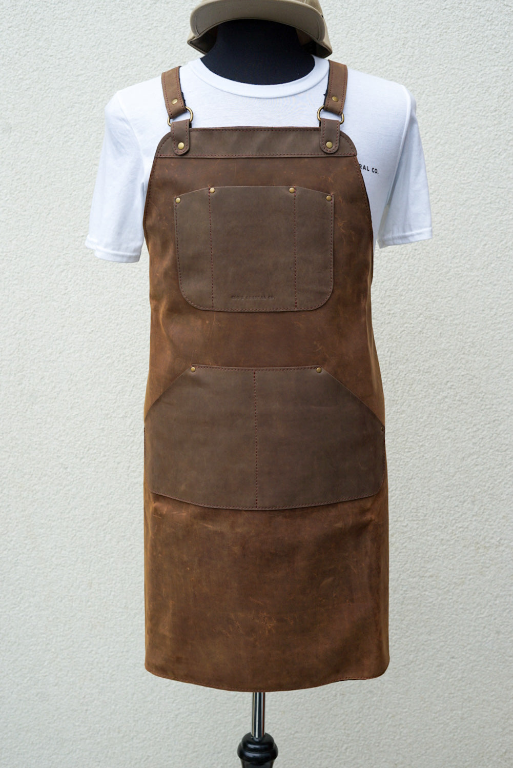 Premium Full Grain Leather Apron - Crazyhorse Brown Work Apron with Extra Pockets for Cooking, BBQ, Woodworking & Crafts