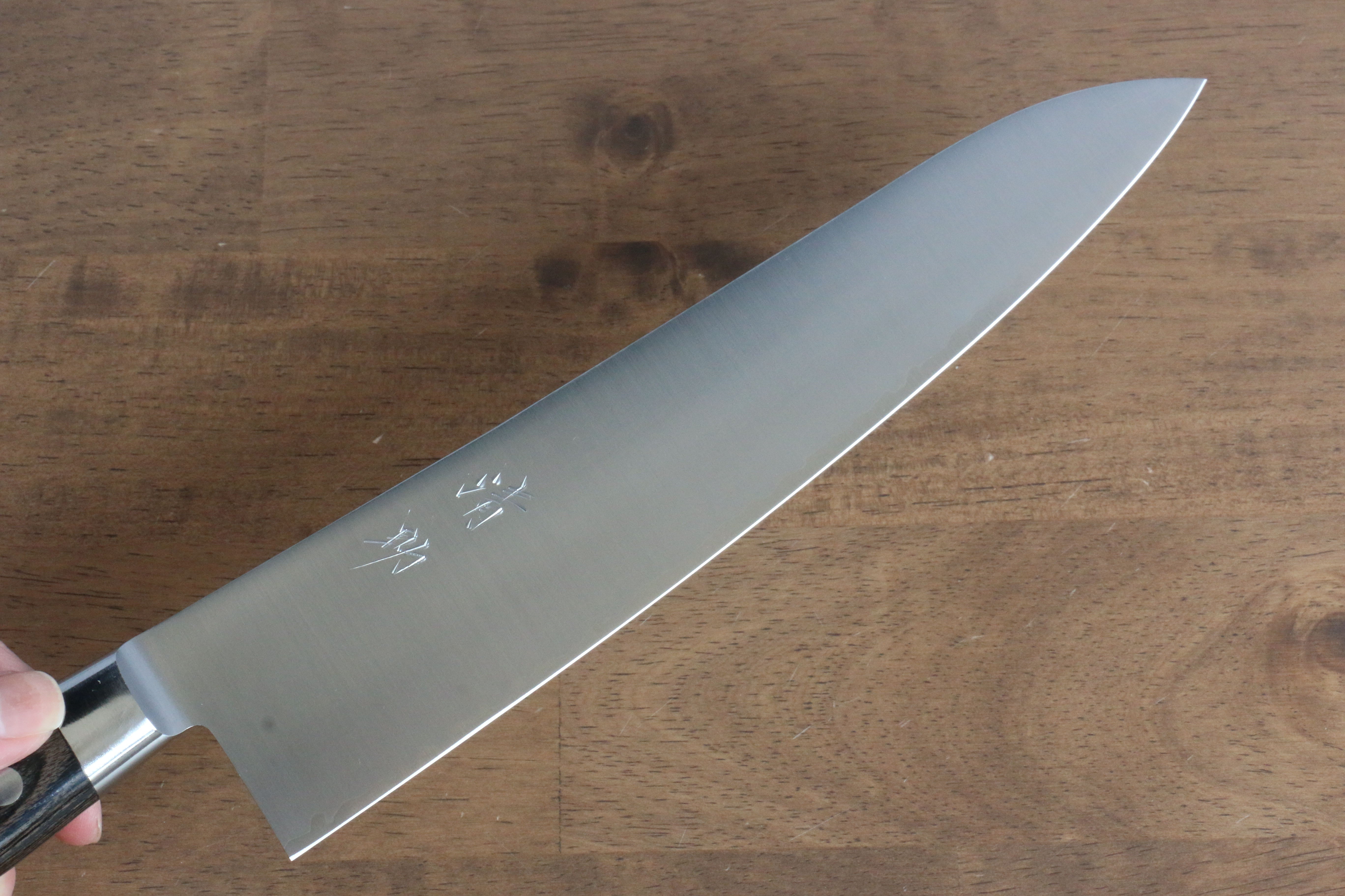 Premium Seisuke SG2 Gyuto Japanese Chef Knife 240mm with Brown Pakka Wood Handle - Perfect for Sushi, Sashimi & Precision Cutting in Professional Kitchens