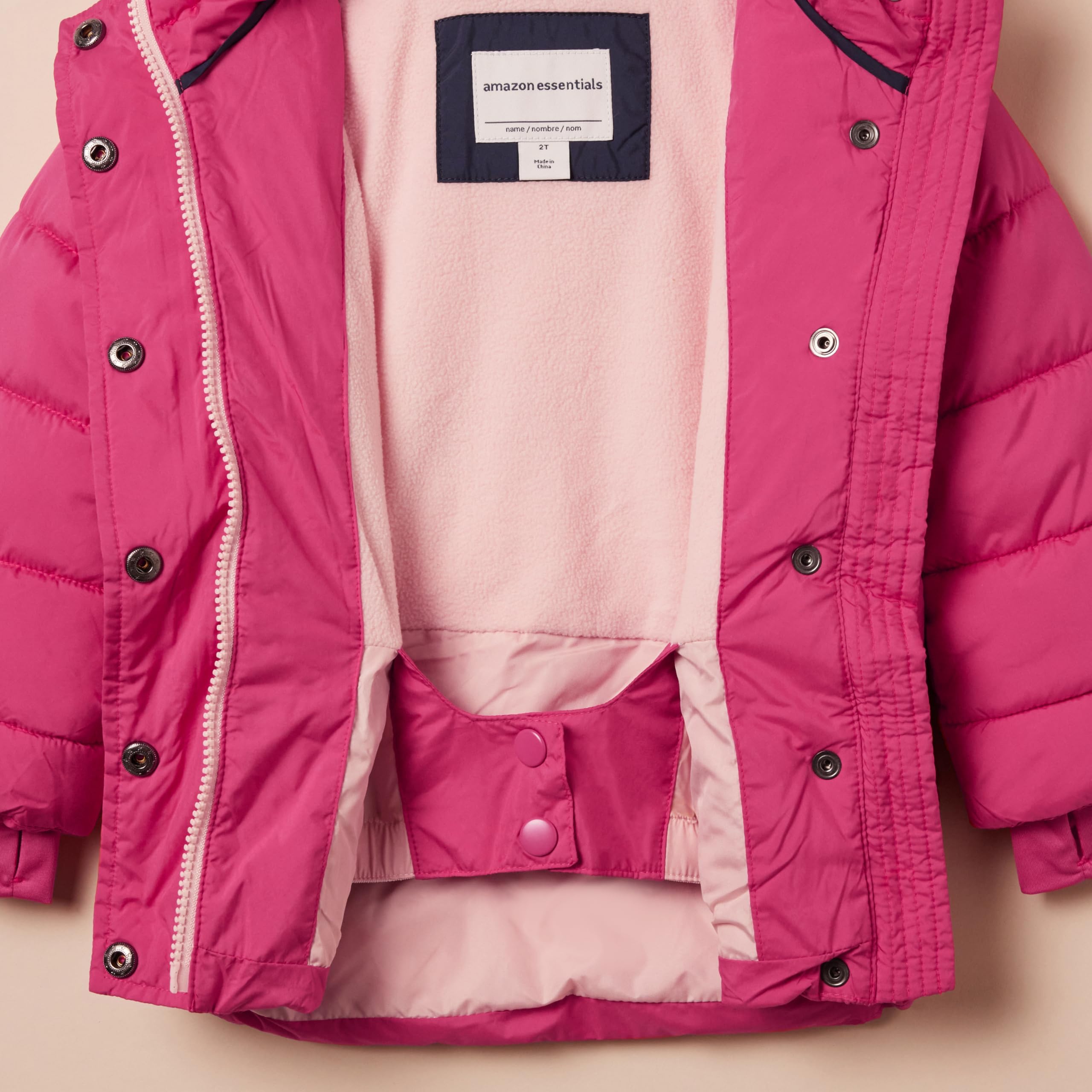 Amazon Essentials Girls & Toddlers' Heavyweight Hooded Puffer Jacket - Warm Winter Coat for Kids Outdoor Play, Snow Day & School Activities