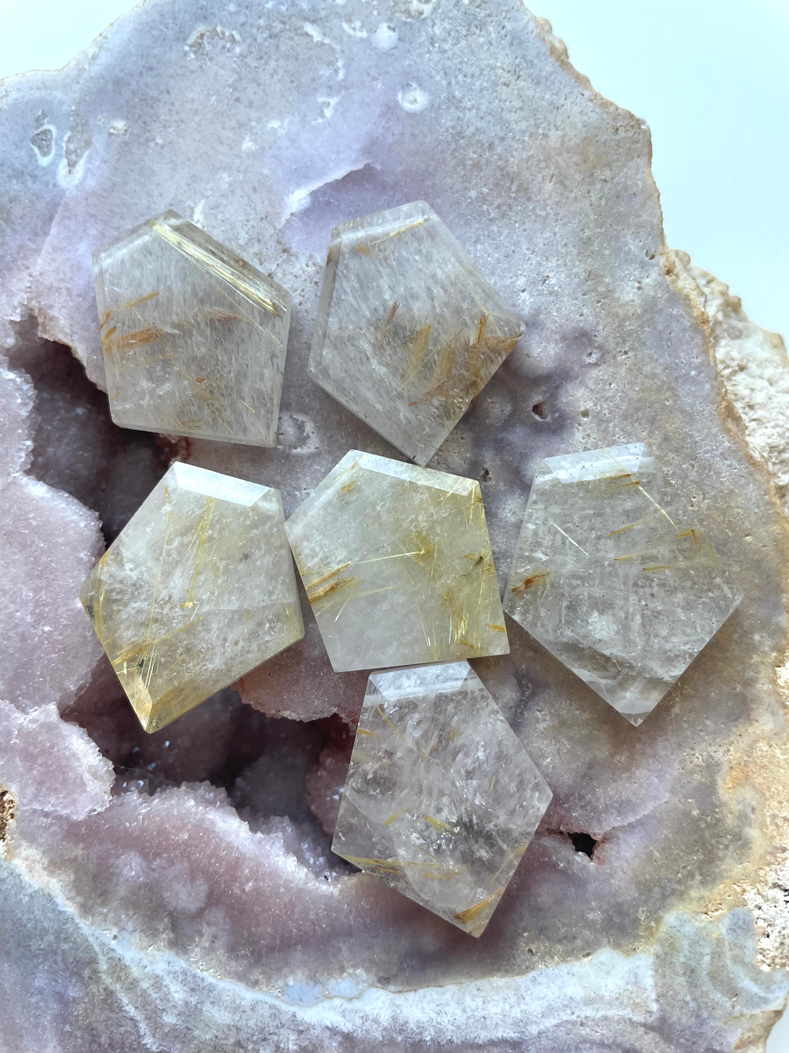Golden Rutilated Quartz Necklace - Golden Healer Crystal Pendant for Women, Spiritual Healing Jewelry, Chakra Balancing Gift for Meditation & Energy Work