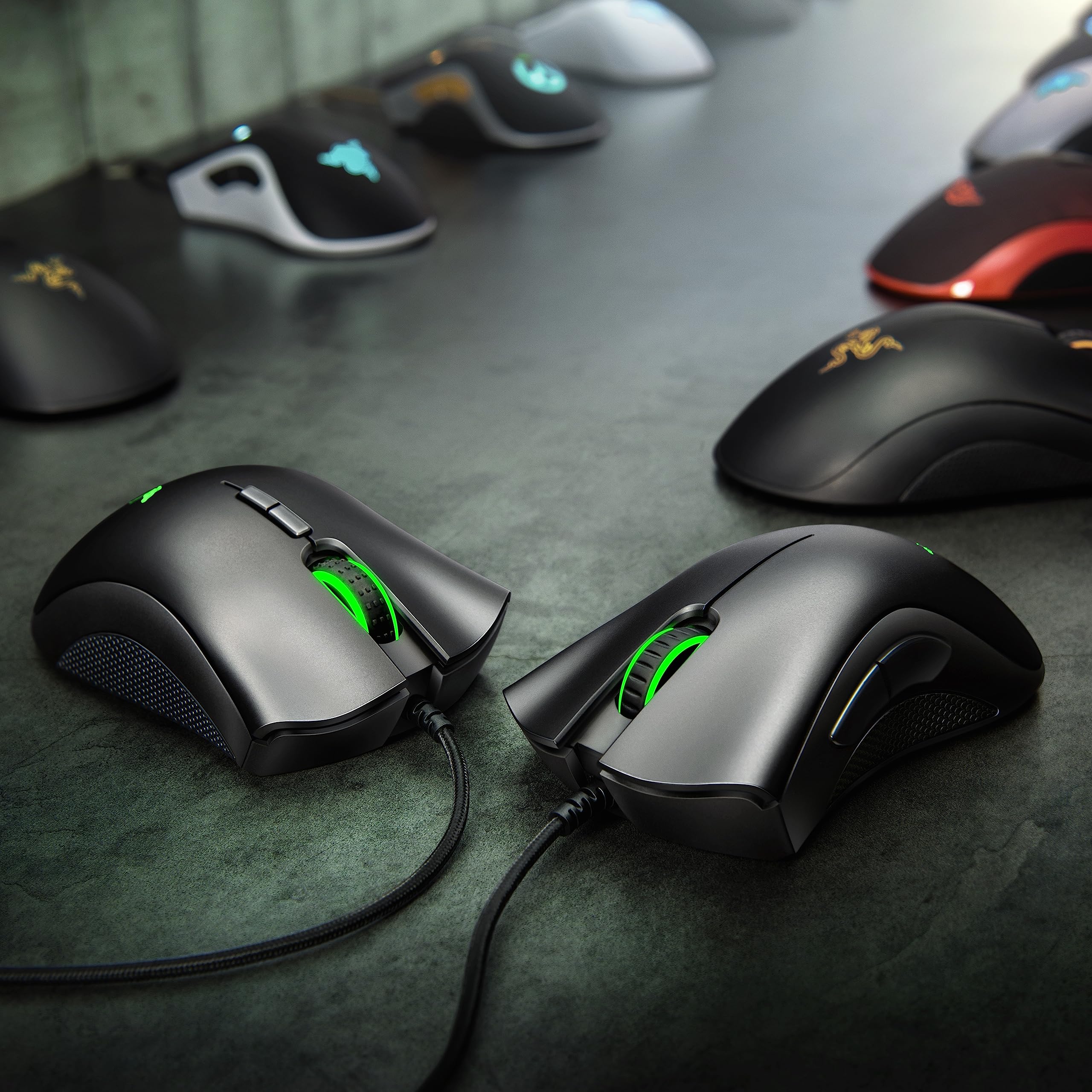 Razer DeathAdder Essential Wired Gaming Mouse - 6400 DPI Optical Sensor, 5 Programmable Buttons, Mechanical Switches, Rubber Side Grips - Classic Black - Perfect for FPS, MOBA, and PC Gaming