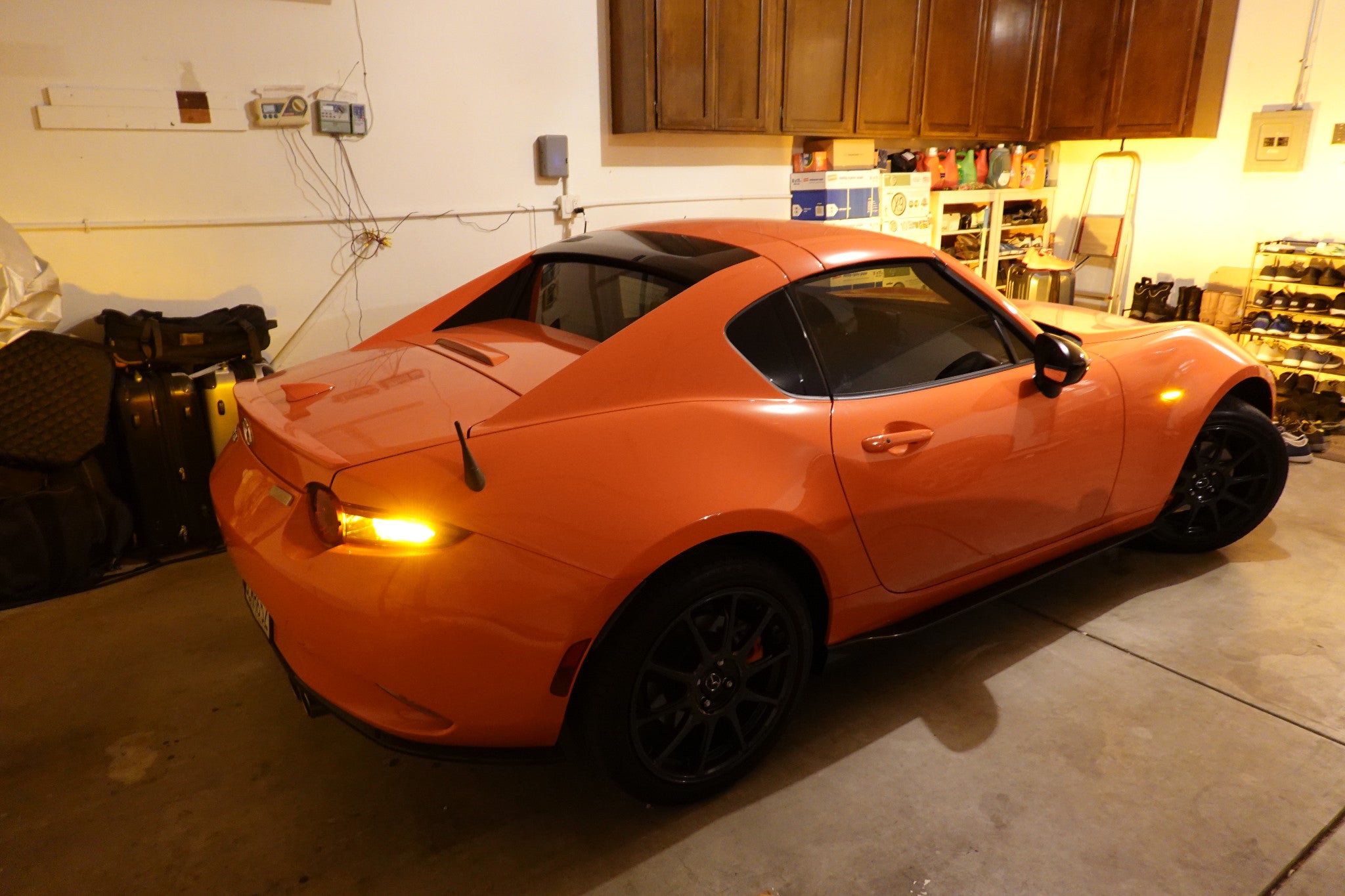 Clear Lens Sequential Amber LED Front Side Marker Light Kit for Mazda MX-5 & RX-8 - Upgrade Your Car's Style & Safety (Perfect for Night Driving & Custom Builds)