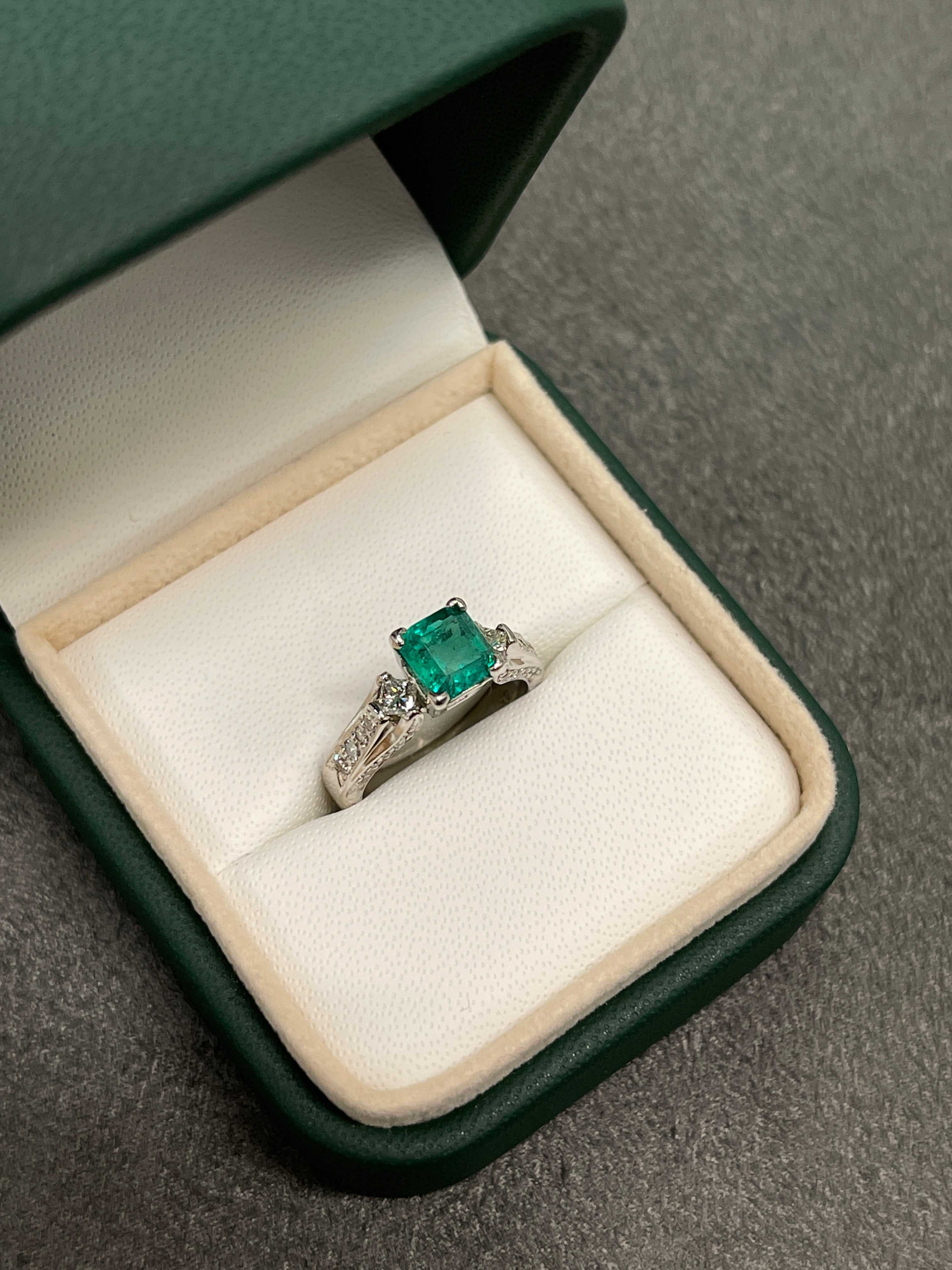 1.40tcw Asscher Cut Colombian Emerald & Princess Cut Diamond Round Engagement Ring in 14K Gold - Perfect for Proposals, Anniversaries & Bridal Jewelry