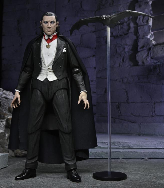 Universal Monsters Ultimate Dracula (Transylvania) Action Figure - Collectible Horror Movie Character for Halloween Decor & Display