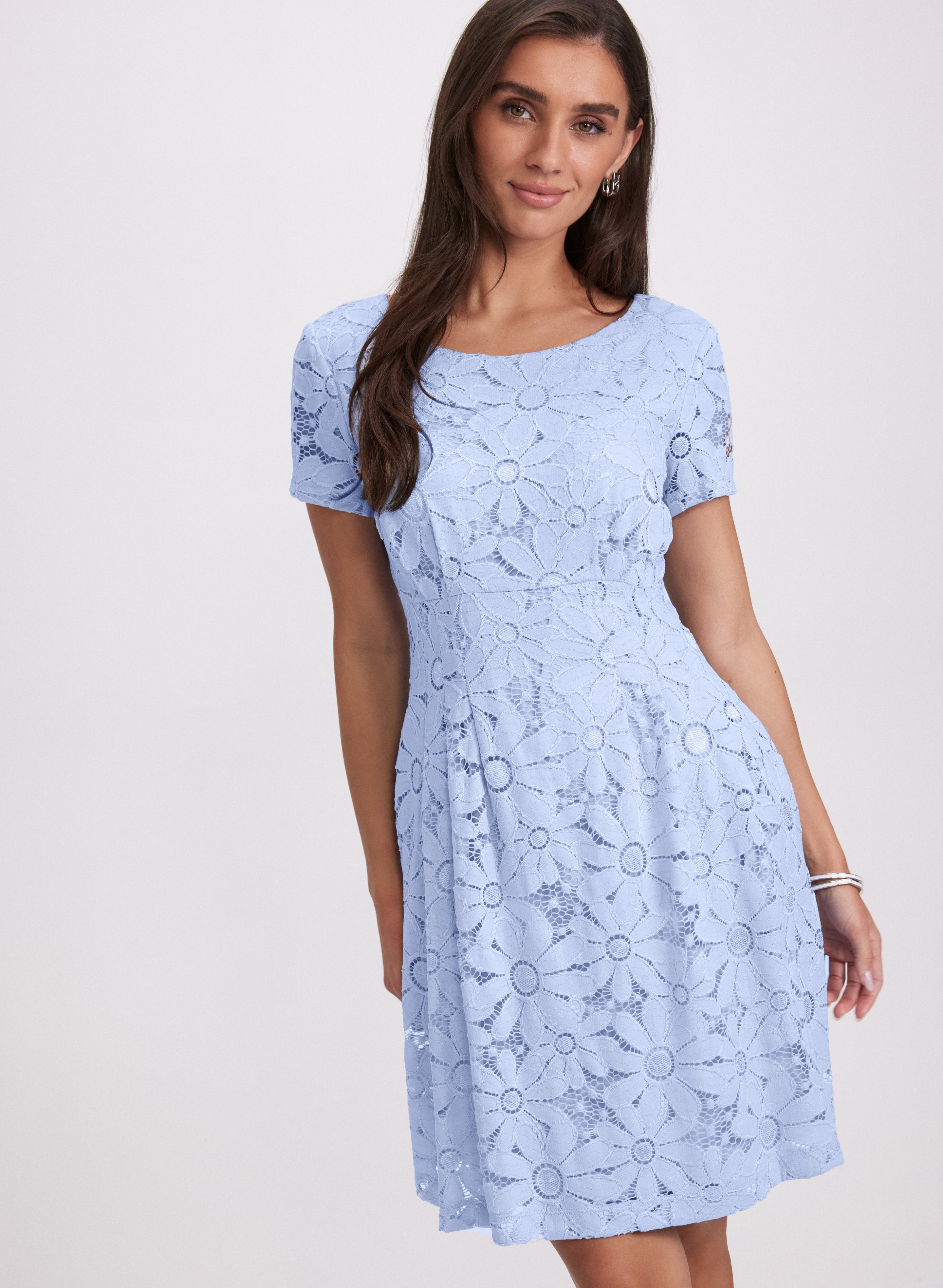Elegant Daisy Lace Summer Dress for Women - Floral Boho Maxi Dress for Beach, Wedding & Party Occasions