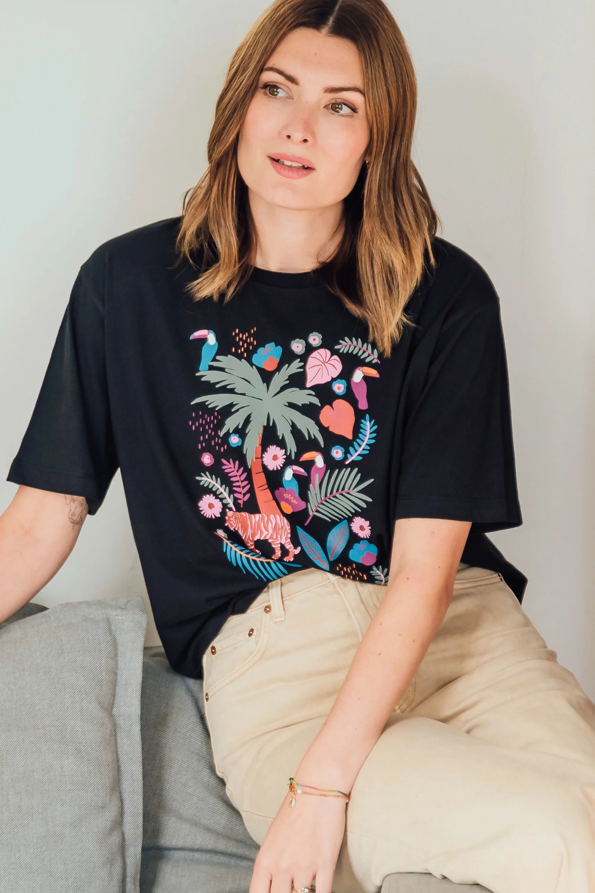 Kinsley Relaxed T-Shirt for Women - Soft Cotton Casual Tee with Tigers & Toucans Print (Black) - Perfect for Everyday Wear, Weekend Outings & Summer Vacation