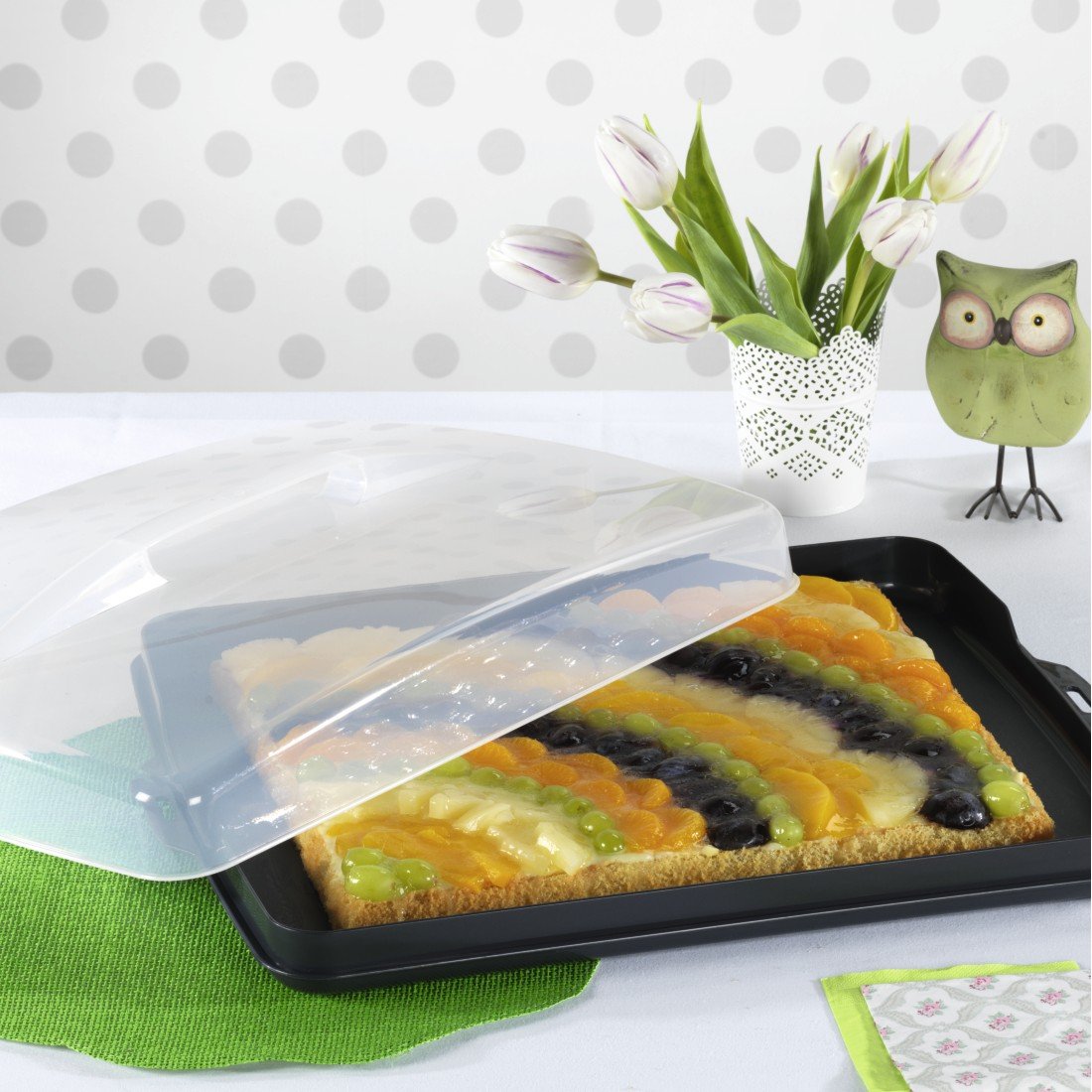 Stackable Tray Bake Box for Food Transport & Storage