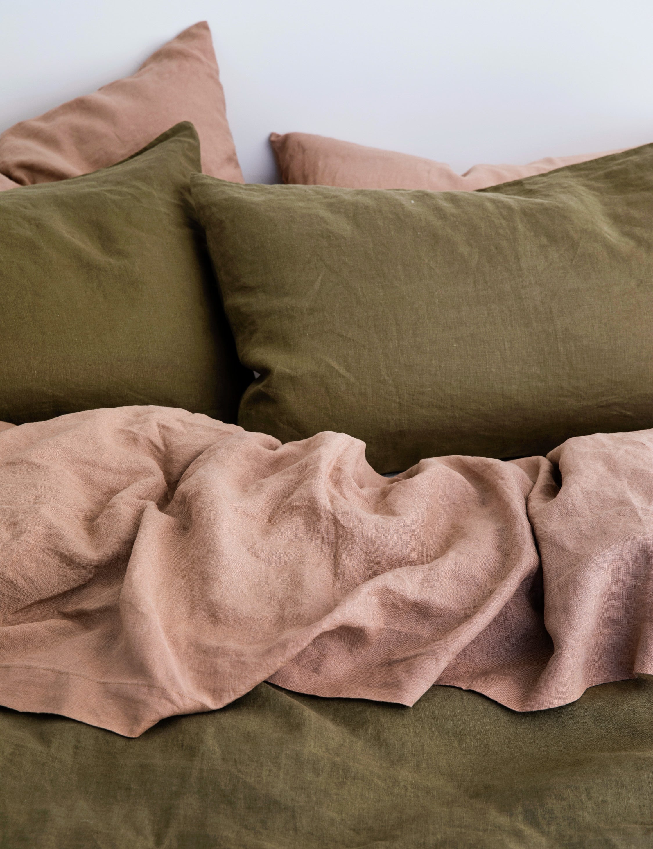 Premium European Flax Linen Flat Sheet Set by Cultiver - 100% Natural Breathable Bedding for All Seasons | Perfect for Master Bedrooms, Guest Rooms & Luxury Hotels