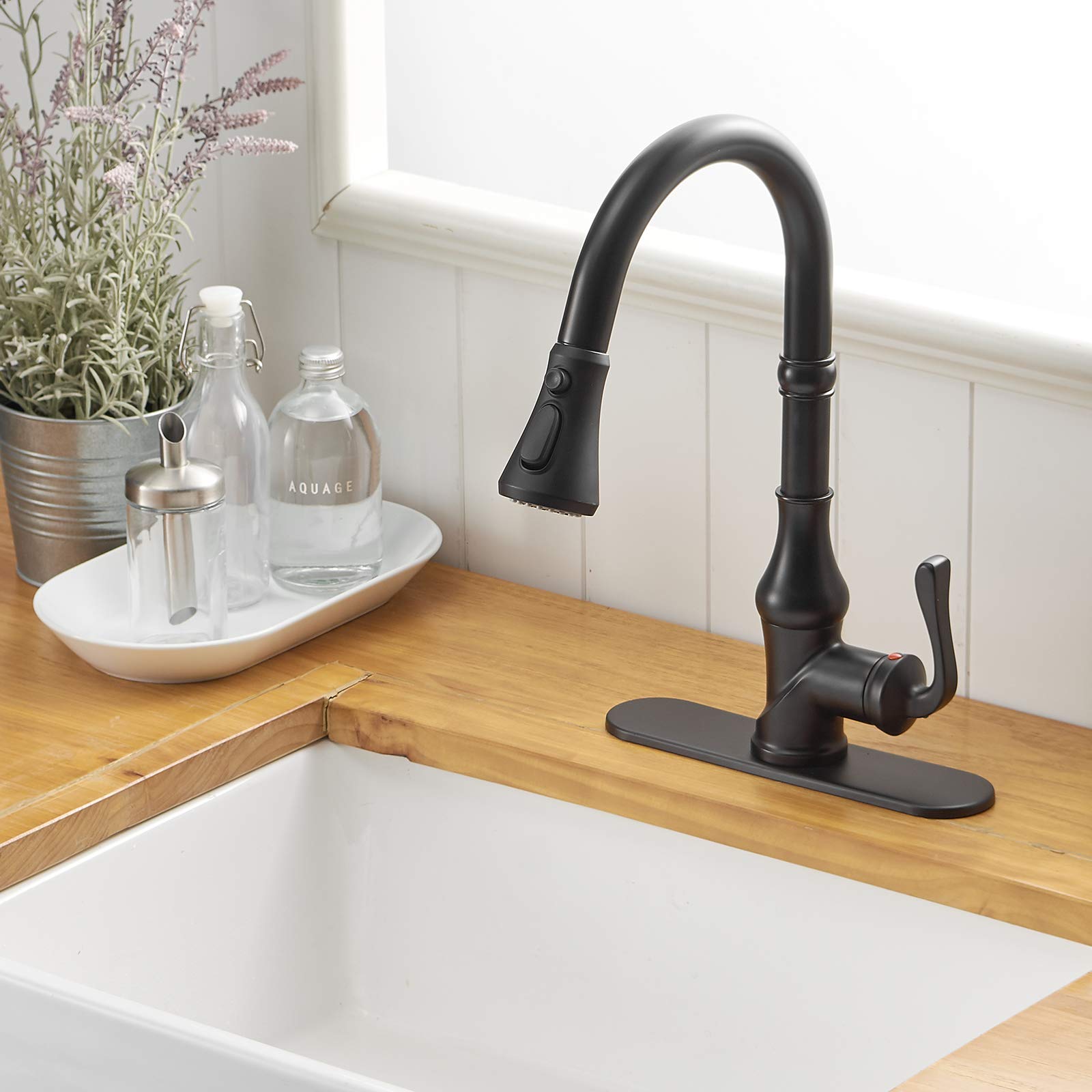 Matte Black Pull-Out Sprayer Kitchen Faucet - 3 Spray Modes, Single Handle Gooseneck Design, High Arc Farmhouse Sink Faucet with Deck Plate | Perfect for Commercial Bars & Modern Kitchens
