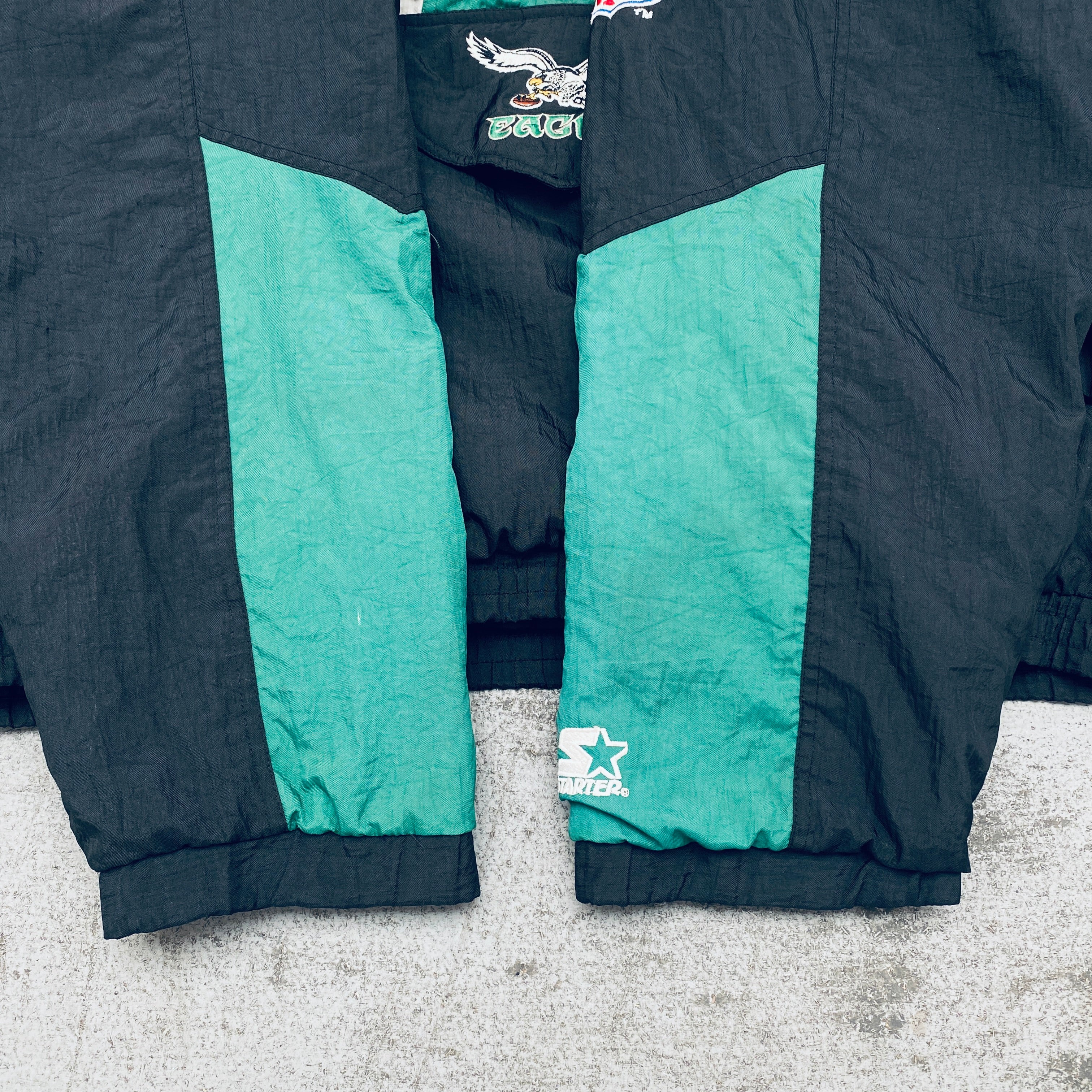 Philadelphia Eagles 1990s Blackout 1/4 Zip Proline Starter Breakaway Jacket - XL | Vintage NFL Football Pullover for Men | Game Day, Tailgating & Casual Wear