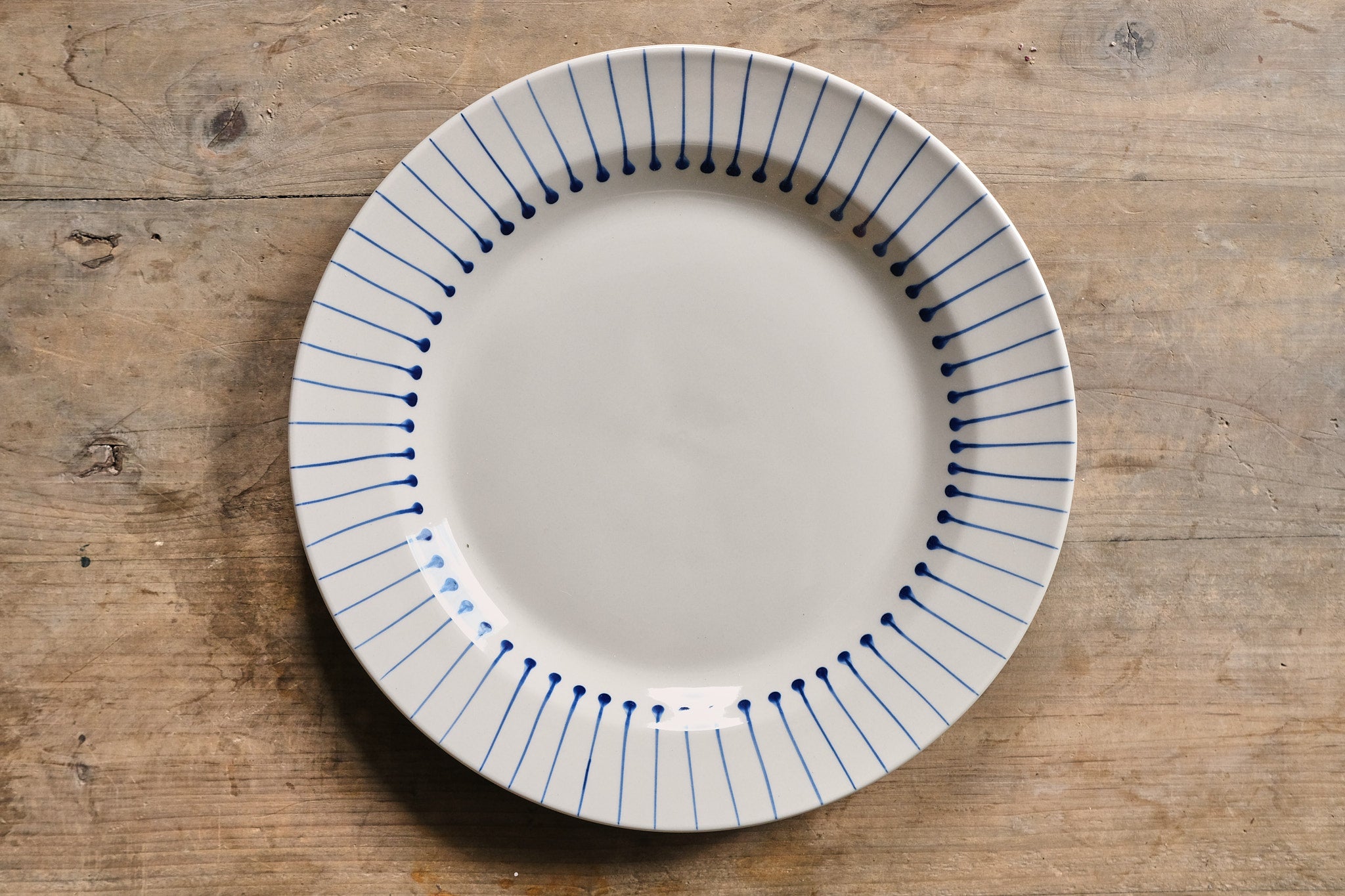 Premium Navy Blue Matchstick Dinnerware Set - Elegant Stoneware Plates, Bowls & Mugs for Modern Dining, Entertaining & Everyday Use