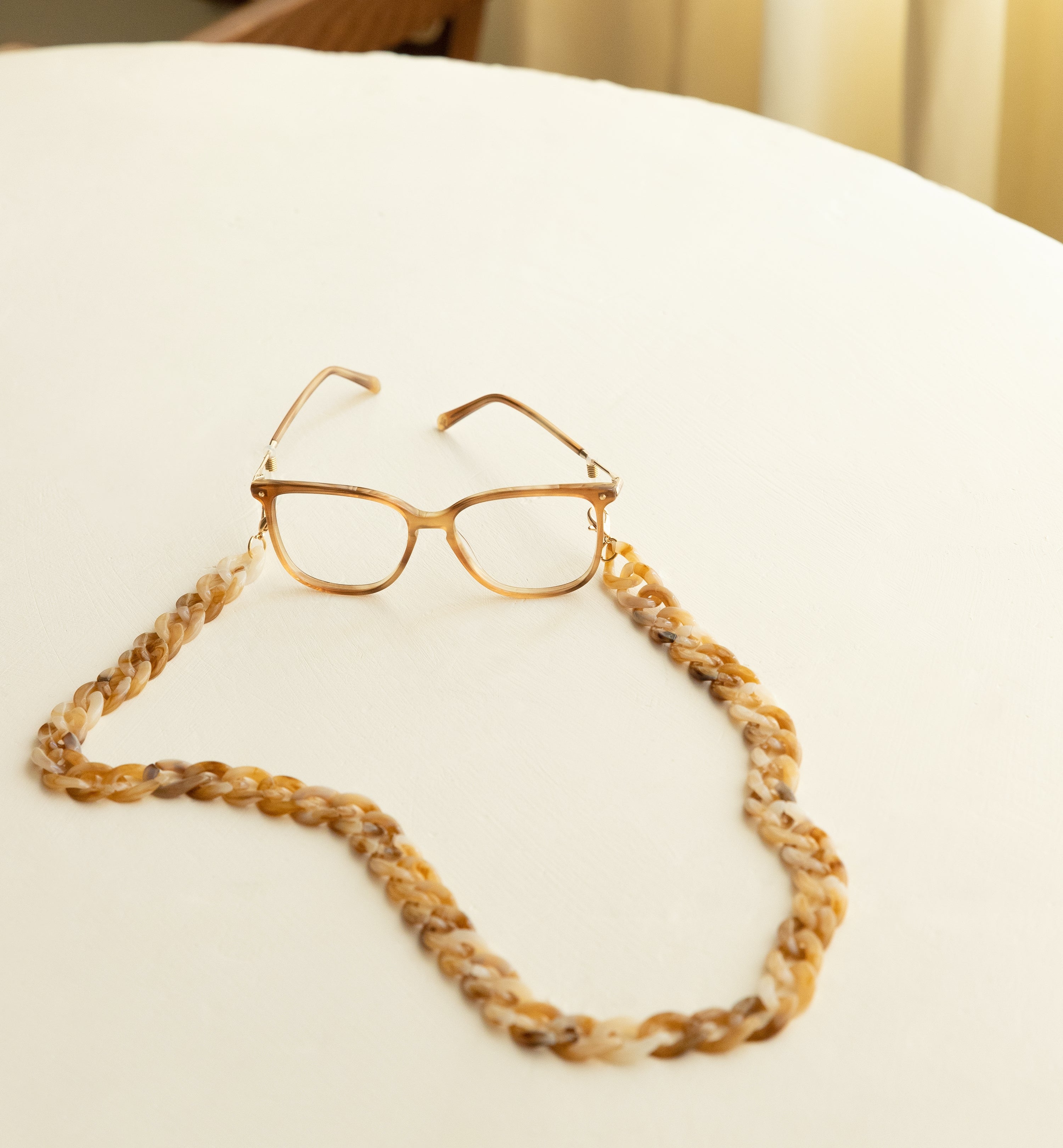 Stylish Acetate Eyeglass Chain 27.5 Inches - Premium Reading Glasses Holder for Women & Men - Perfect for Reading, Crafts, and Outdoor Activities
