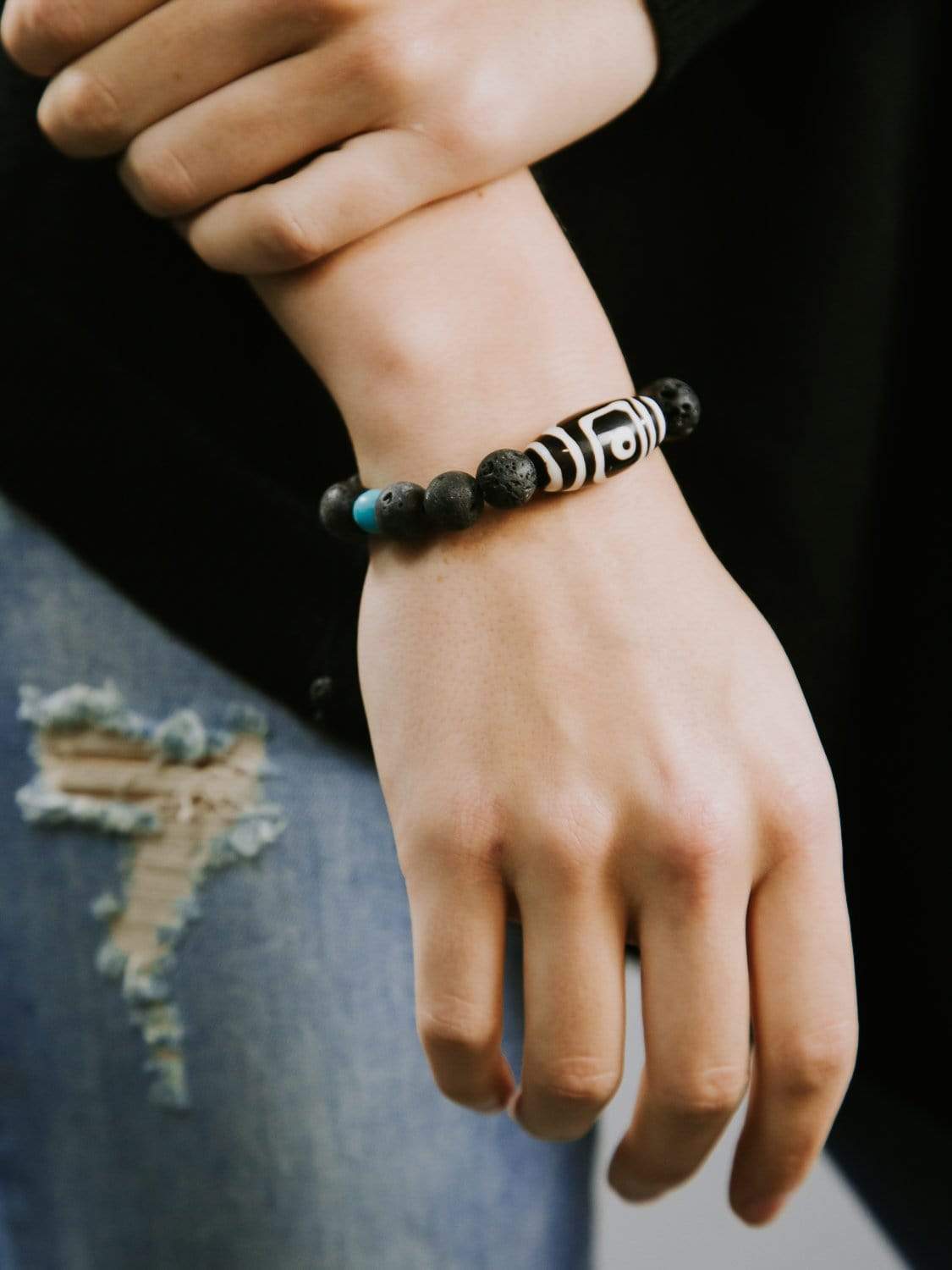 Natural Lava Stone & Dzi Bead Grounding Bracelet - Healing Mala for Meditation, Yoga & Stress Relief