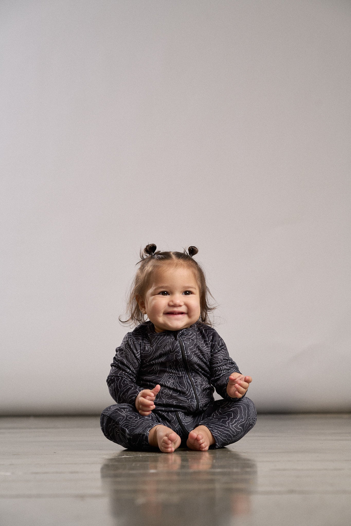 LB x Baby Breez Long Sleeve Ski Resort Romper Pajamas for Infants & Toddlers - Soft Fleece Winter Sleepwear - Black - Perfect for Ski Trips & Cozy Nights