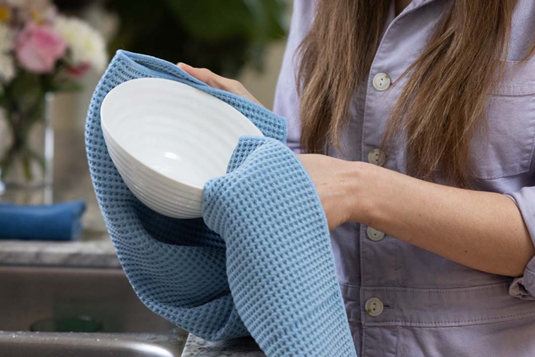 Premium Waffle Weave Cloth Set of 2 - Super Absorbent & Quick-Drying Kitchen Towels for Dishes, Countertops & Glass Cleaning - Ideal for Home, Restaurant & Office Use