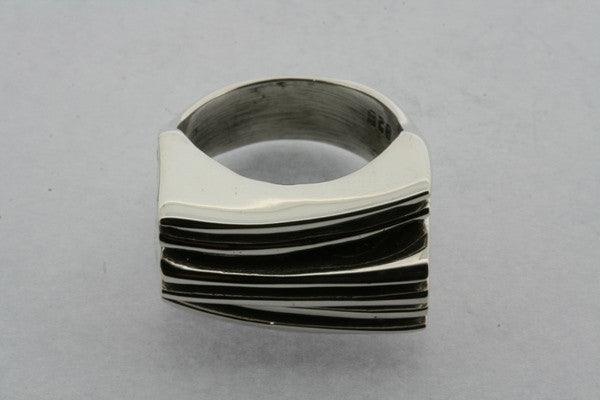 Elegant Deco Ring for Women - Vintage Style Jewelry for Parties, Weddings & Everyday Wear | Fashionable & Affordable