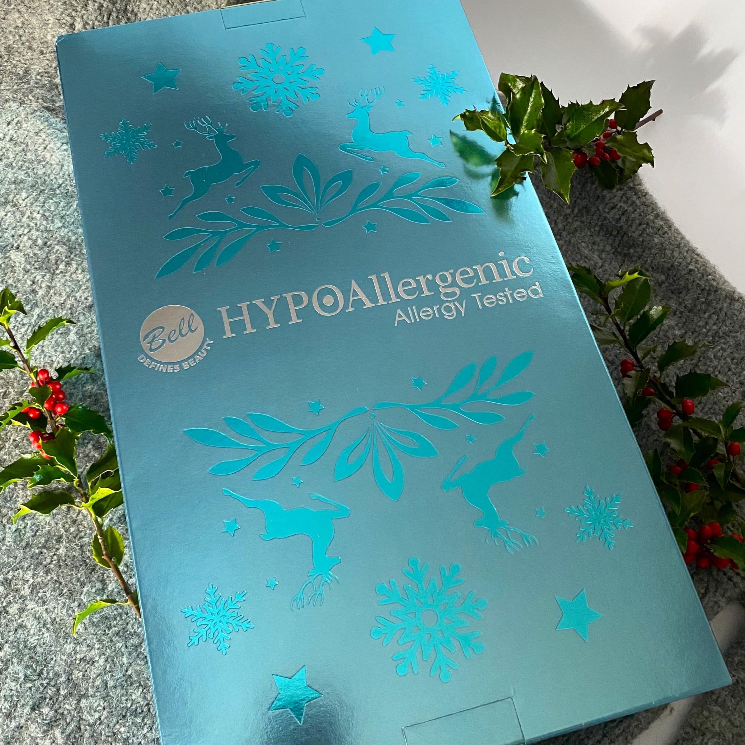 24-Piece Hypoallergenic Makeup Advent Calendar | Beauty Gifts for Christmas