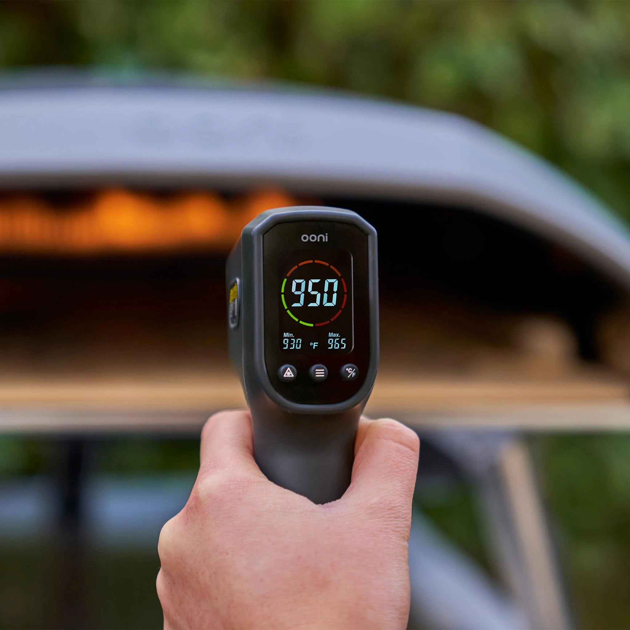 Ooni Professional Infrared Digital Thermometer - Fast & Accurate Cooking Thermometer for Grilling, BBQ, Baking & Meat - Perfect for Pizza Ovens, Smokers & Kitchen Use
