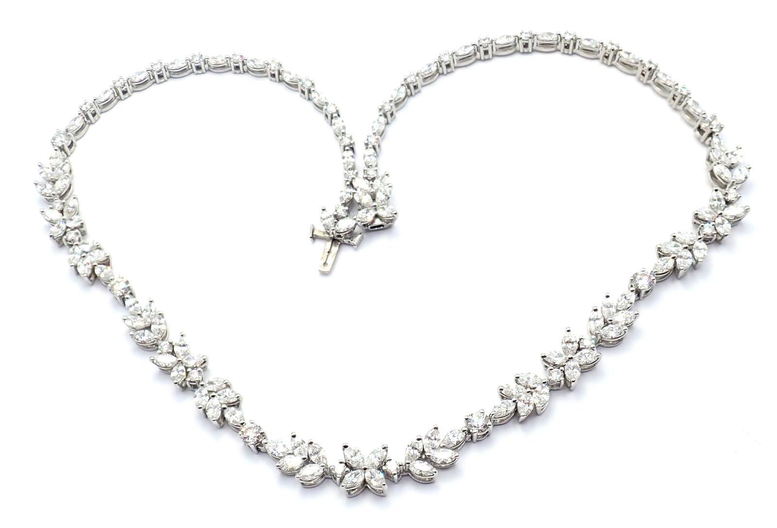 Tiffany & Co Victoria Platinum 15.92 Carat Diamond Mixed Cluster Necklace - Elegant Jewelry for Weddings, Anniversaries & Special Occasions