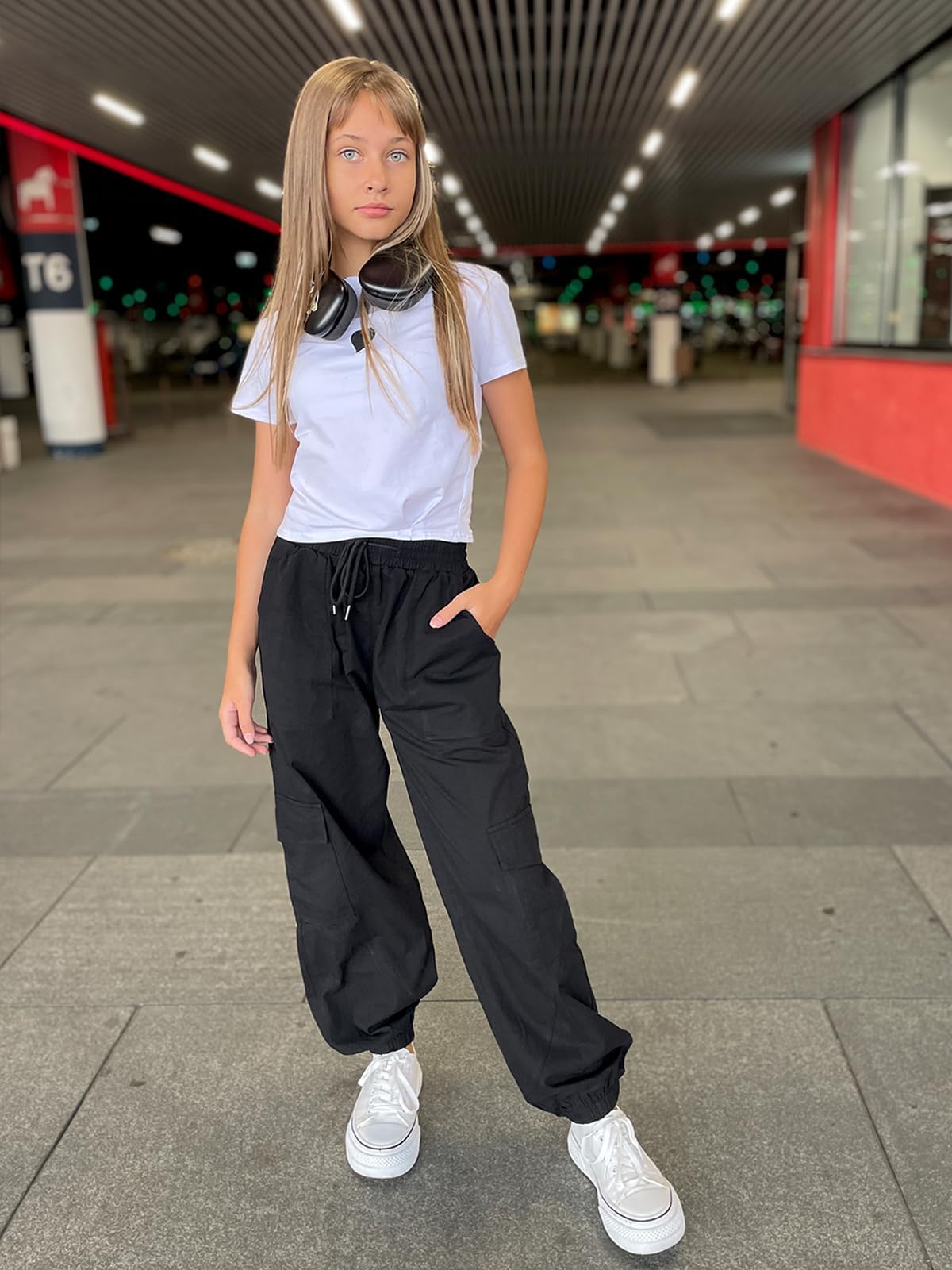 Girls Cargo Pants with Elastic Waist - Casual Streetwear Jogger Pants for Teen Girls 7-14 Years | Loose Fit Parachute Pants with Pockets for School, Play & Outdoor Activities