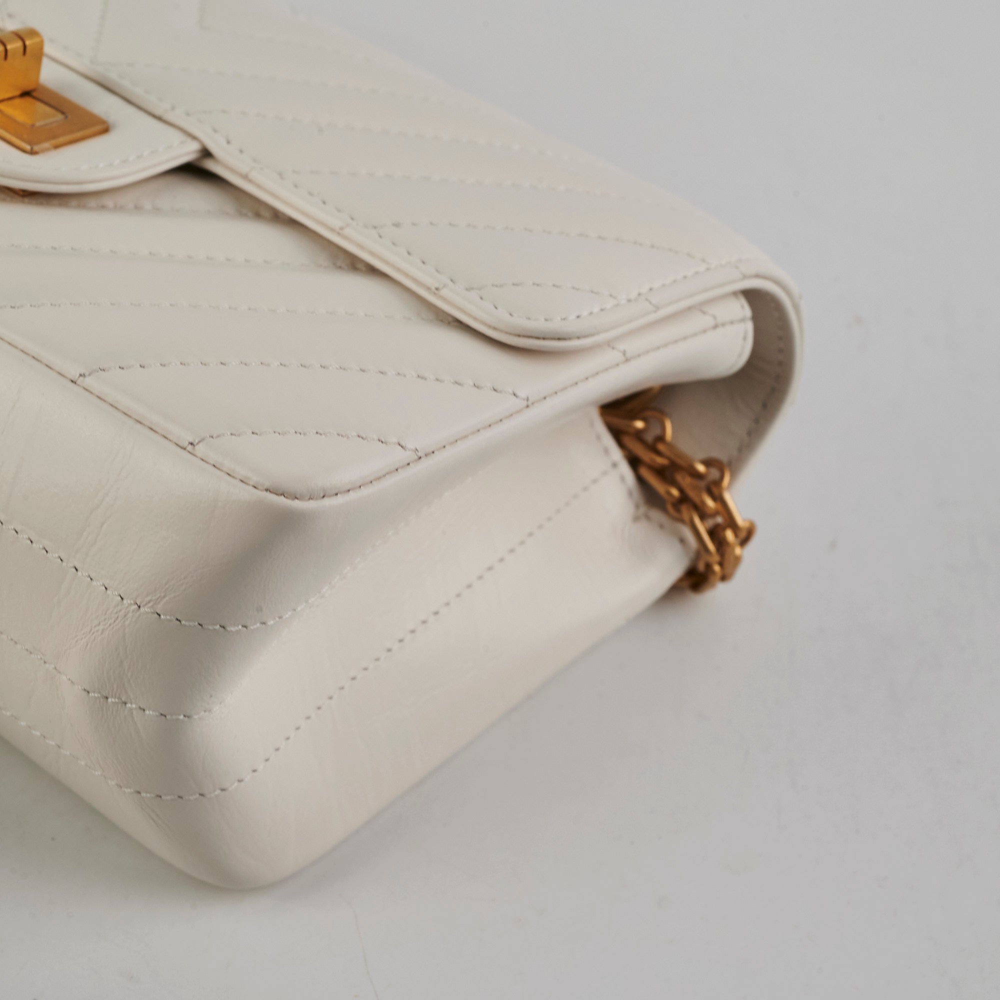 Chanel Mini 2.55 Chevron White Leather Crossbody Bag with Microchip - Luxury Designer Handbag for Women, Perfect for Date Night & Special Occasions