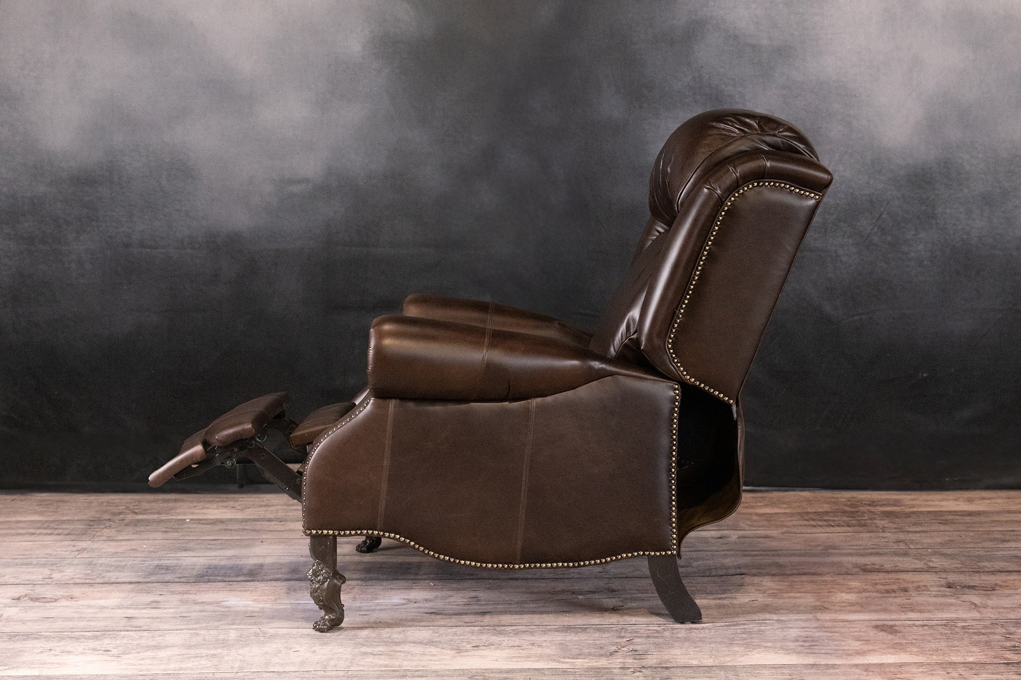 Premium King Recliner Chair - Ultra Comfortable Leather Massage Reclining Sofa with Cup Holders & USB Ports - Perfect for Living Room, Home Theater & Relaxation