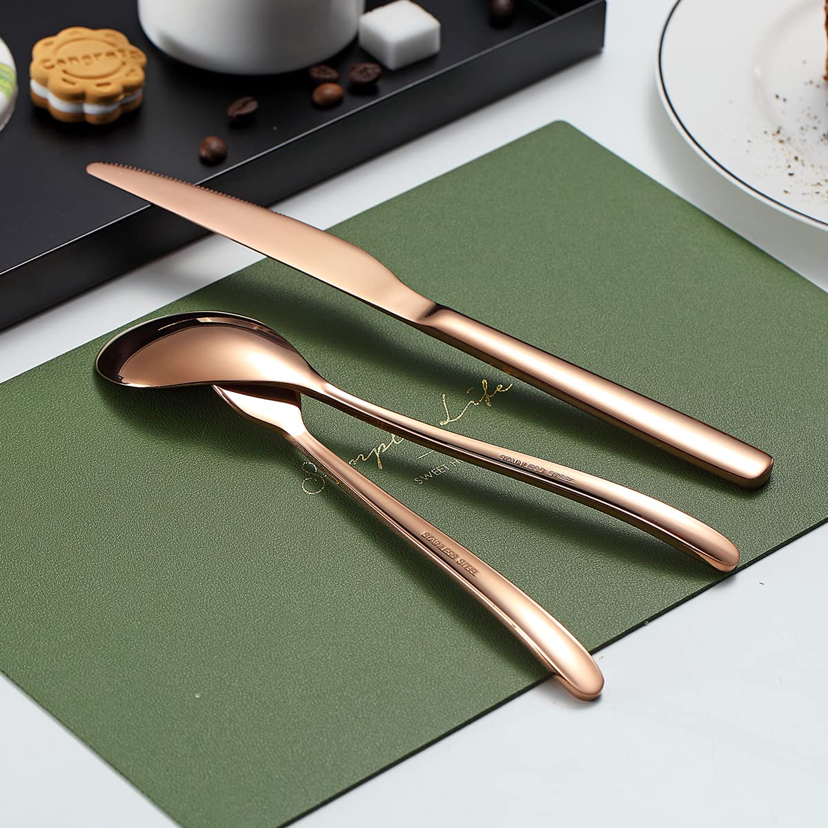 Premium 40-Piece Copper Silverware Set - Rose Gold Flatware Service for 8 - Stainless Steel Cutlery Set with Forks & Spoons - Elegant Kitchen Utensils for Dinner Parties, Wedding Gifts & Fine Dining (Shiny Rose Gold Finish)