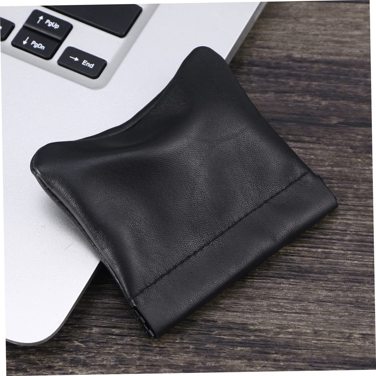 Gadpiparty Ergonomic Earphone Pouch - Soft Protective Case for Headphones, Earbuds, AirPods - Durable Travel Storage & Organizer for Commuting, Workouts, Travel