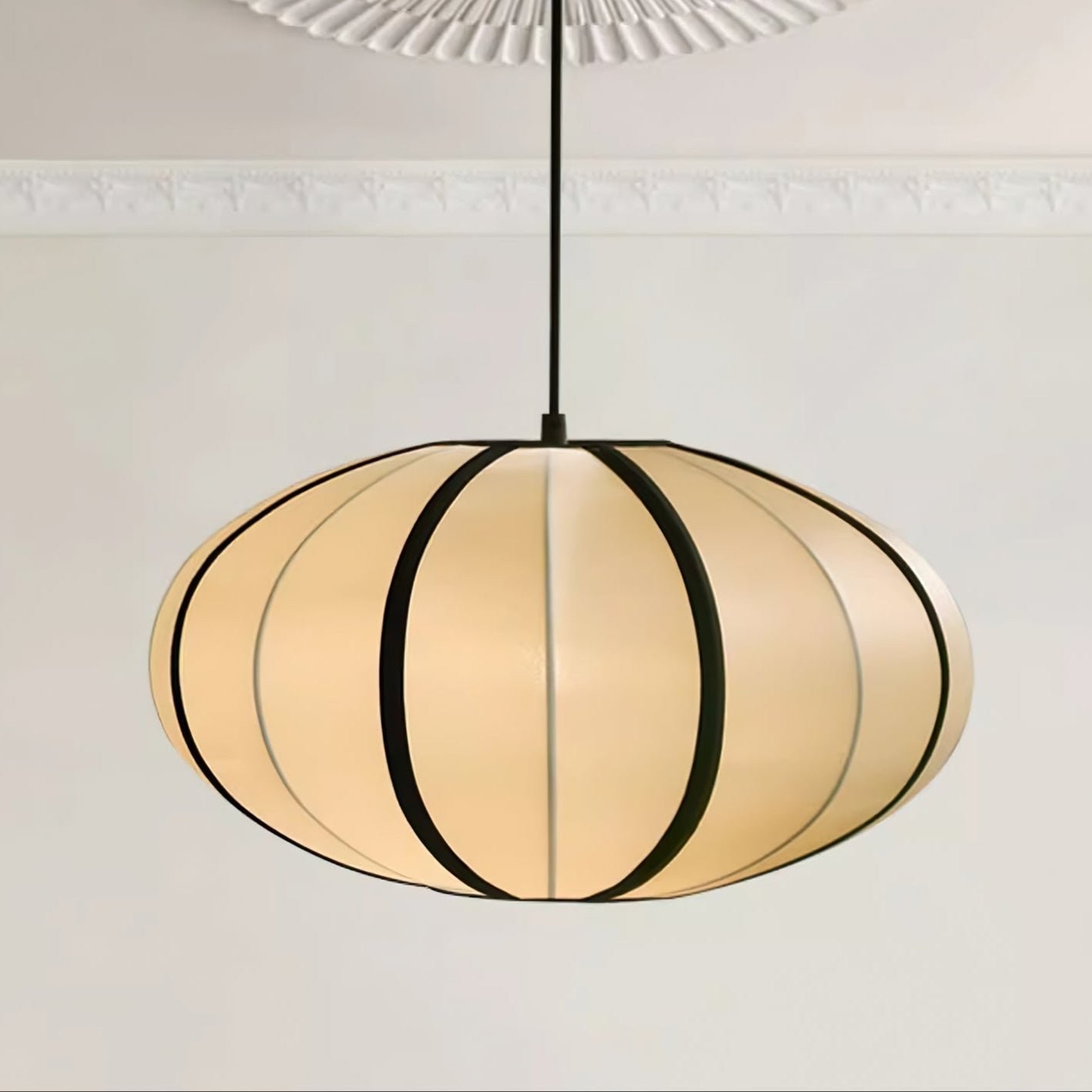 Bombori Modern Pendant Lamp - Stylish Hanging Light Fixture for Dining Room, Kitchen Island, or Living Room Decor