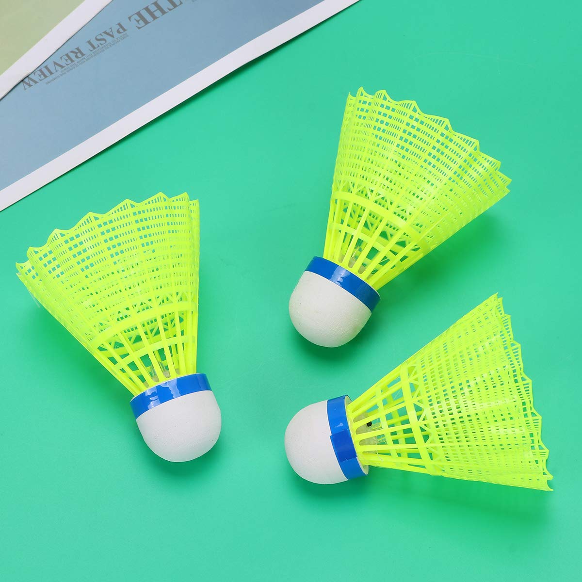 BESPORTBLE 8-Pack LED Glow in the Dark Badminton Shuttlecocks - Night Light Up Shuttlecocks for Outdoor/Indoor Play, School Sports & Fun Night Games