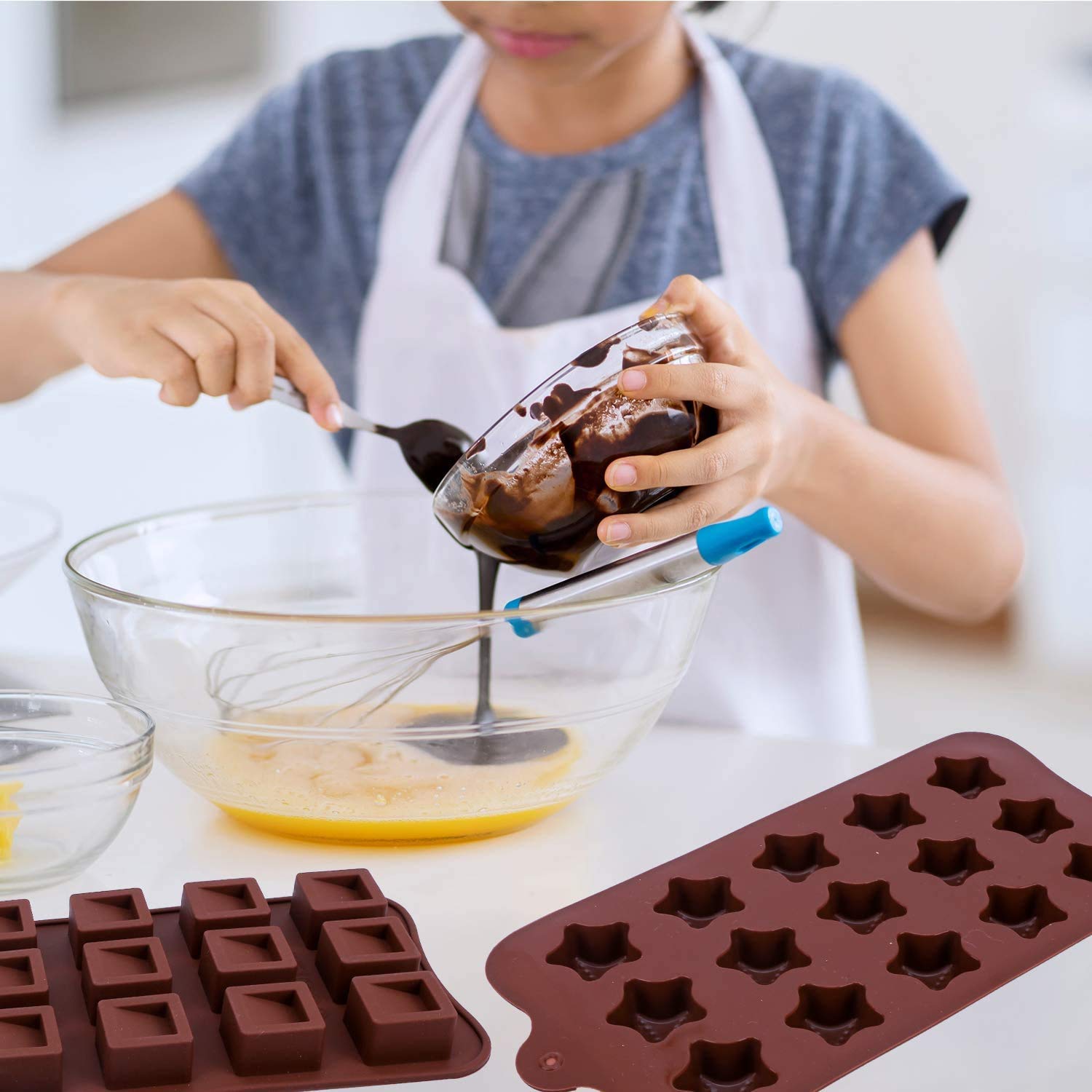 15 Cavity Silicone Chocolate Molds - Heart & Flower Shapes for Valentine's Day, DIY Candy, Cake Decor, Hot Cocoa, Jelly & Ice Cubes | Perfect for Romantic Gifts, Baking & Party Treats (Upside Star Design)