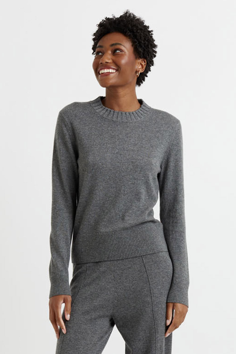 Dark Grey Wool Cashmere Cropped Sweater for Women - Soft & Warm Winter Pullover - Perfect for Casual Outfits & Holiday Gatherings